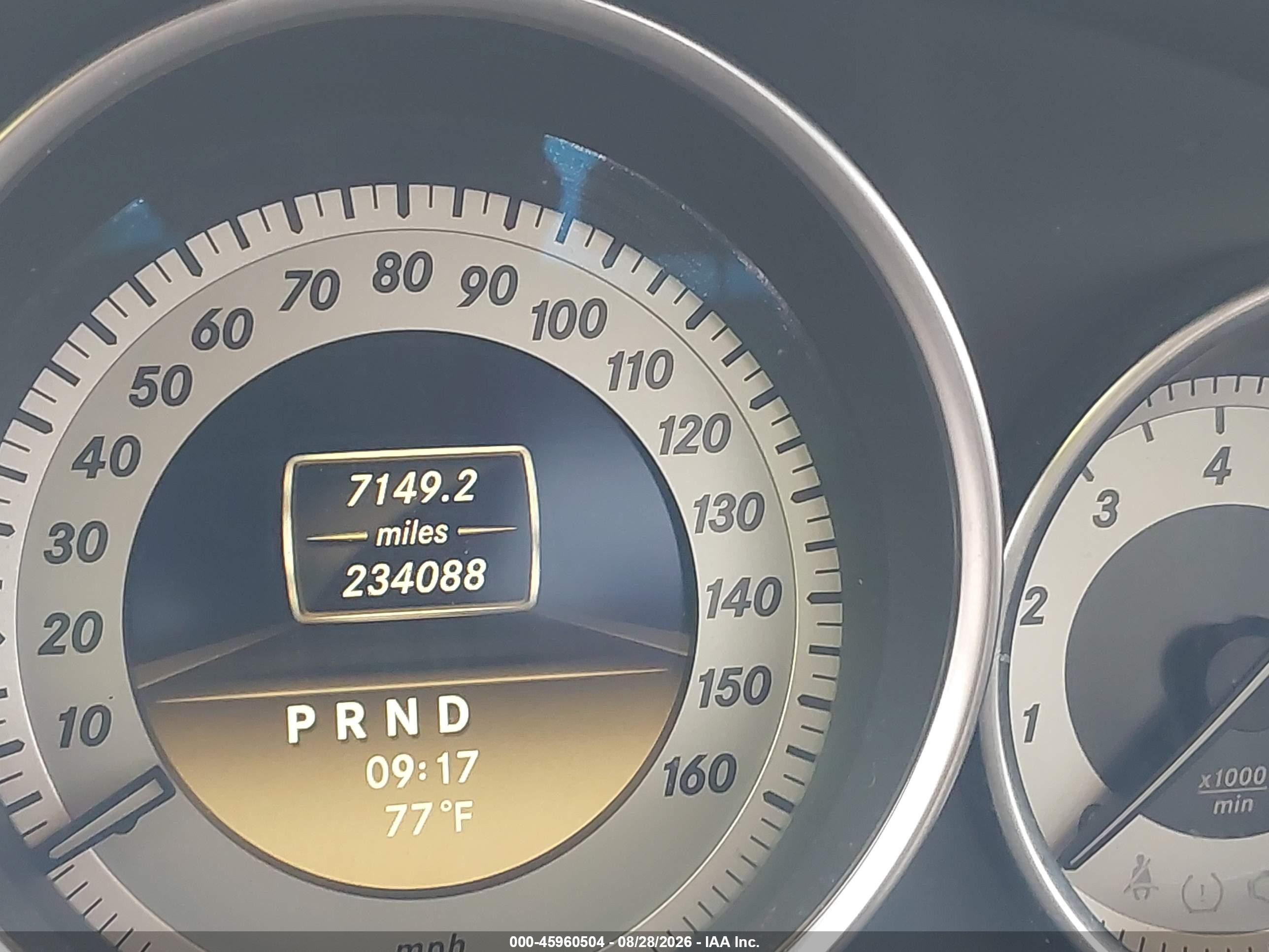2012 Mercedes-benz C 300 Sport 4matic Белый vin: WDDGF8BB9CR201248