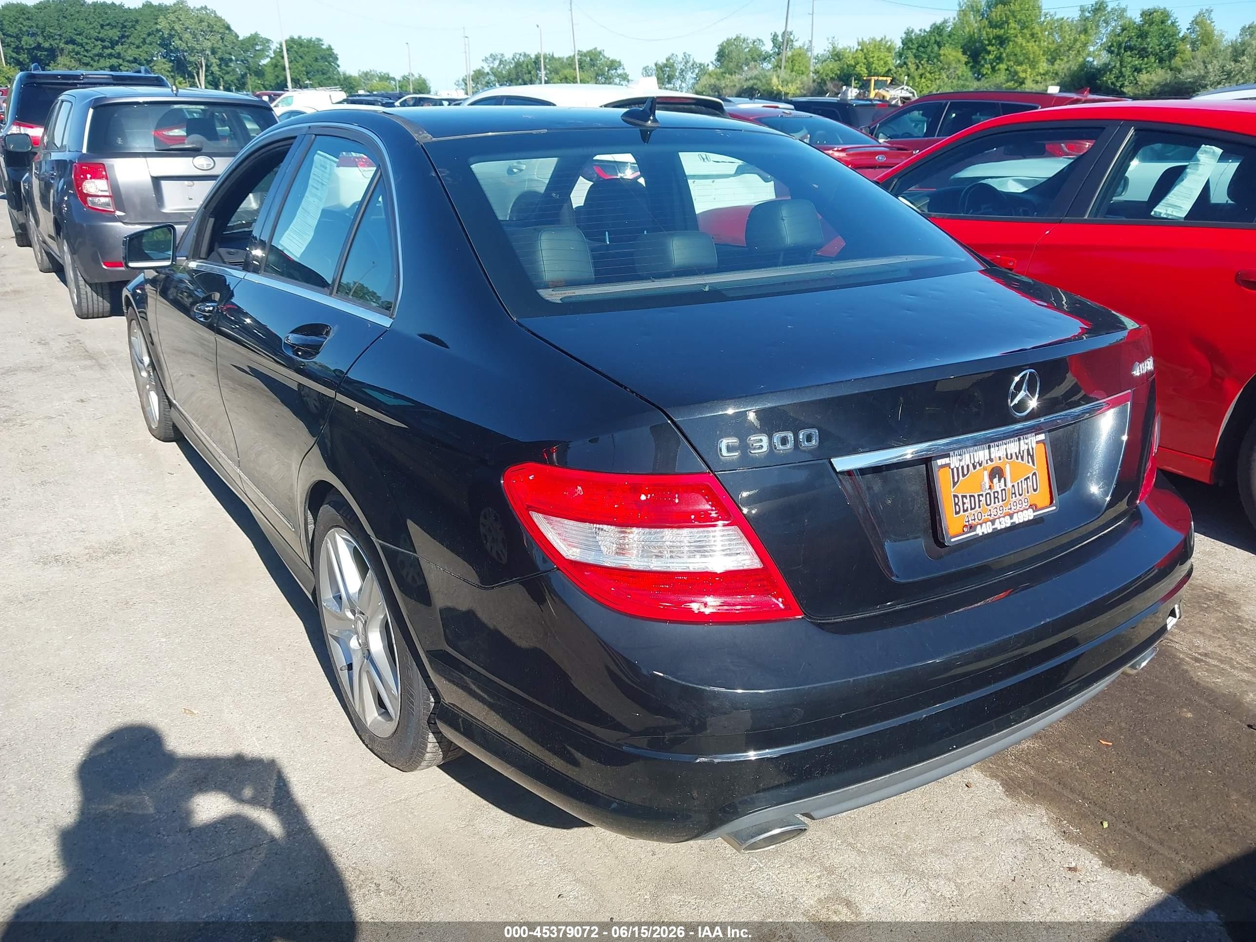 2010 Mercedes-benz C 300 Luxury 4matic/sport 4matic Черный vin: WDDGF8BBXAF366756
