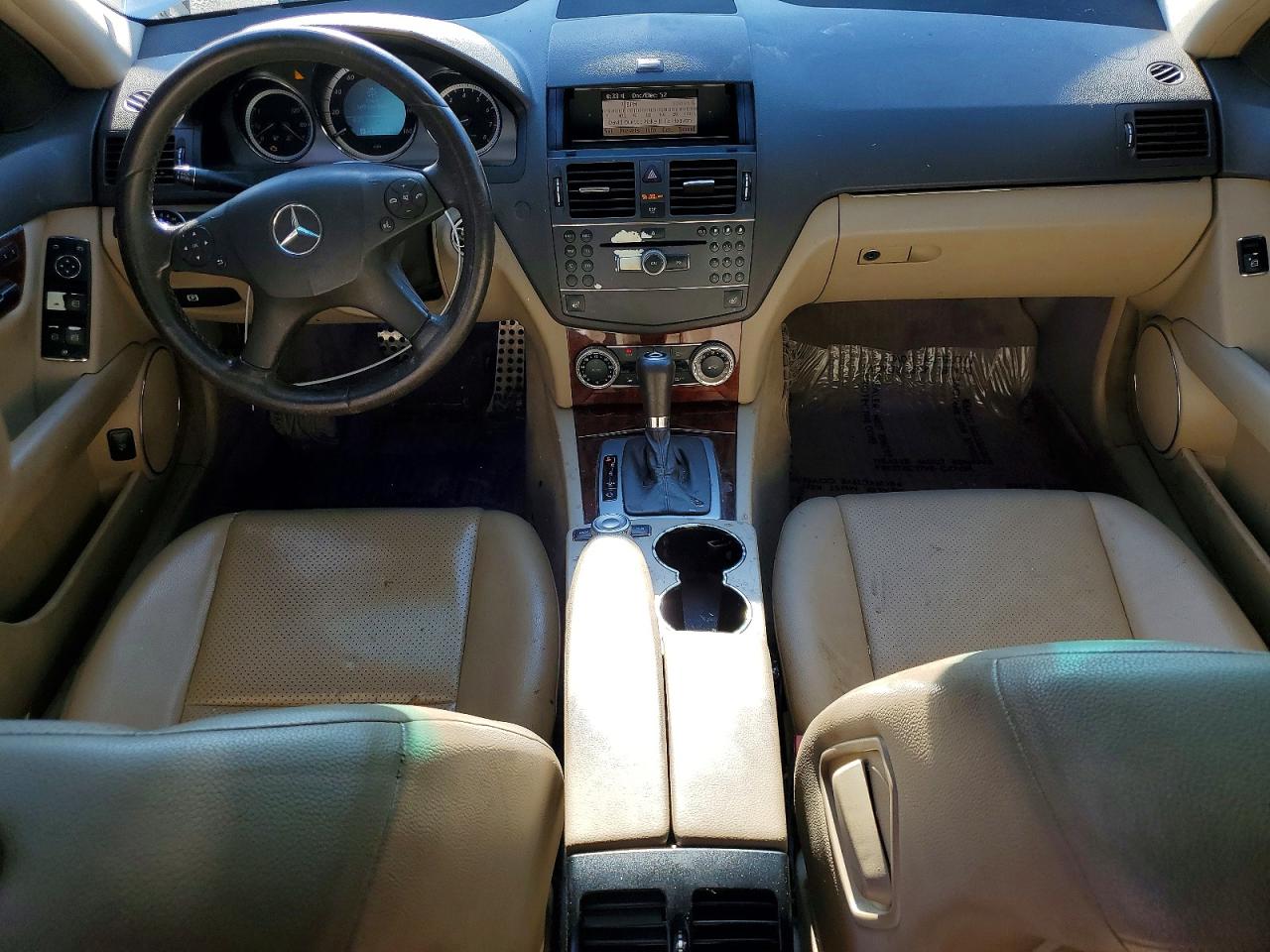 2010 Mercedes-benz C 300 4matic White vin: WDDGF8BBXAF432576