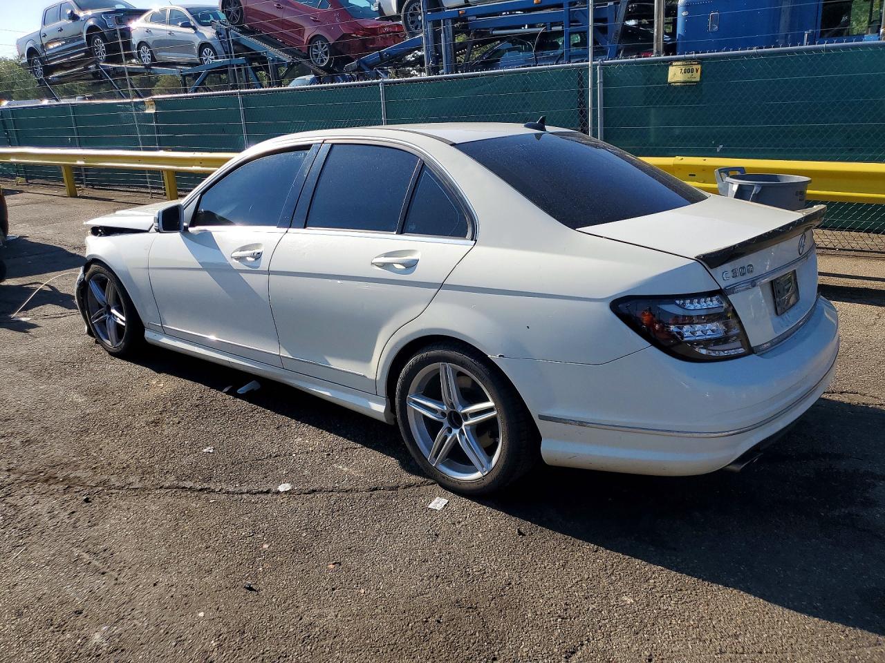 2010 Mercedes-benz C 300 4matic White vin: WDDGF8BBXAF432576