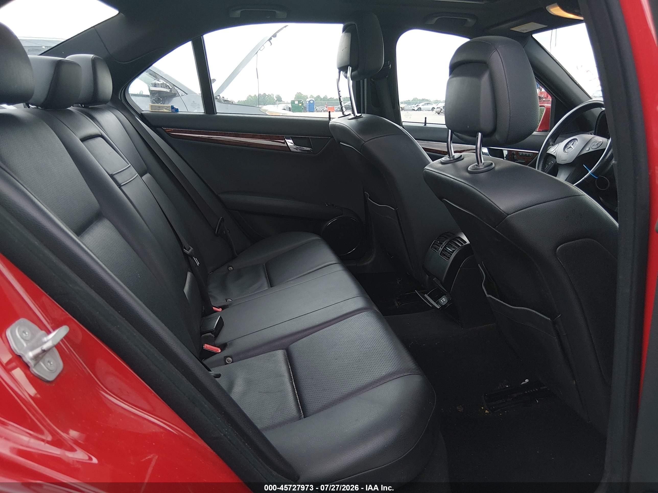 2010 Mercedes-benz C 300 Luxury 4matic/sport 4matic Red vin: WDDGF8BBXAR088035