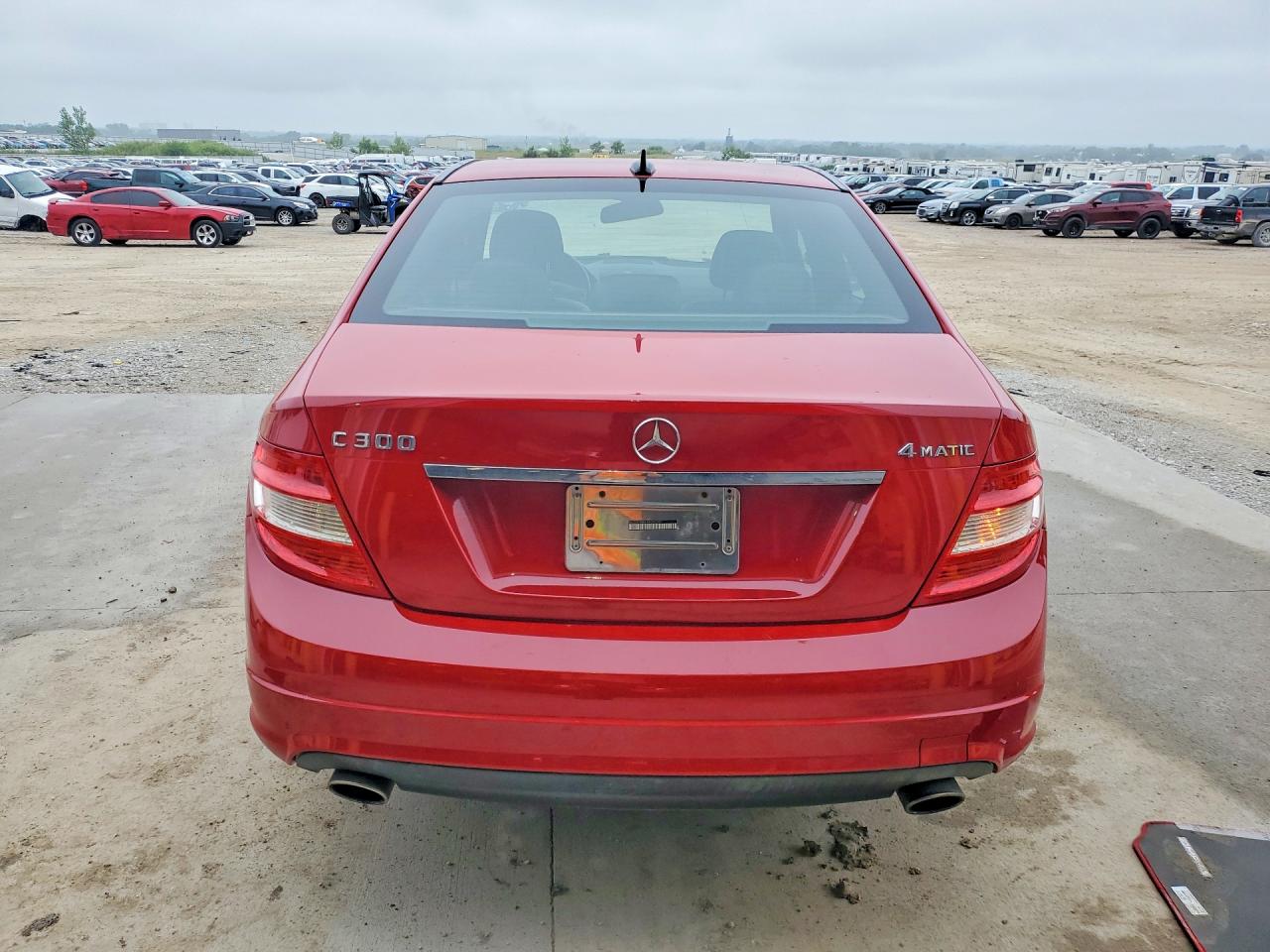 2010 Mercedes-benz C 300 4matic Red vin: WDDGF8BBXAR090044