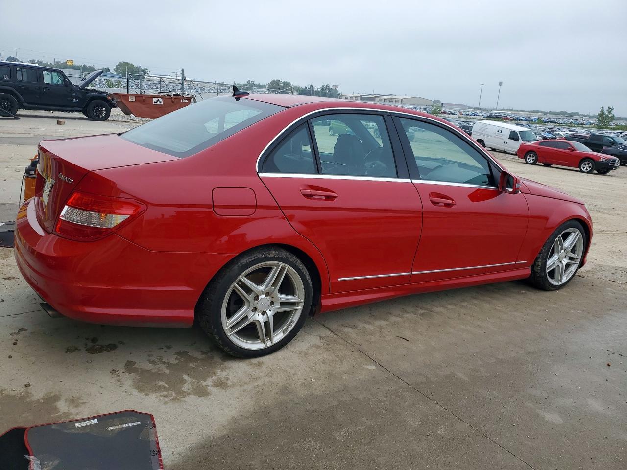 2010 Mercedes-benz C 300 4matic Red vin: WDDGF8BBXAR090044