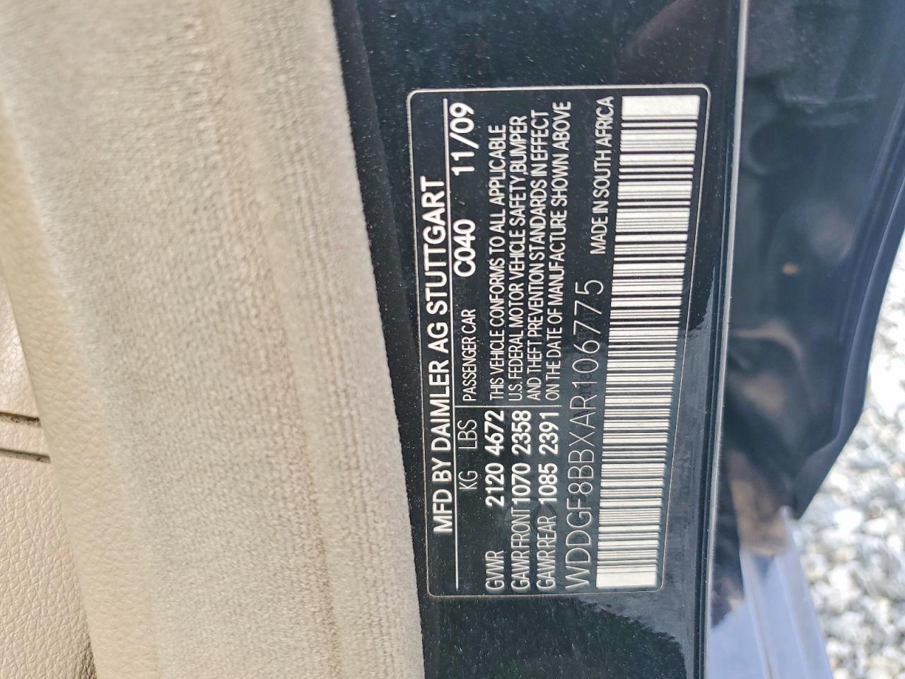 2010 Mercedes-benz C 300 4matic Black vin: WDDGF8BBXAR106775