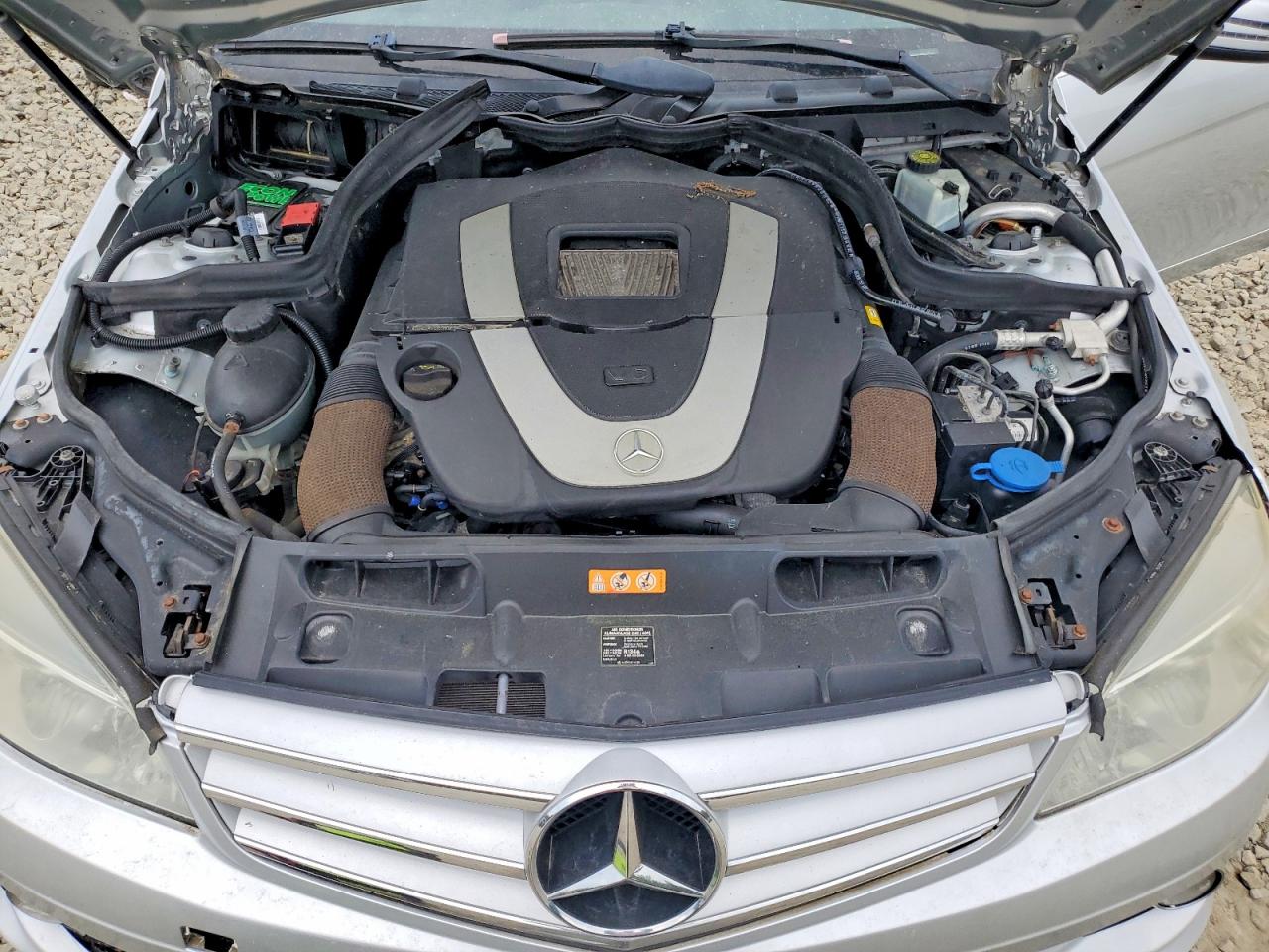 2010 Mercedes-benz C 300 4matic Silver vin: WDDGF8BBXAR119767