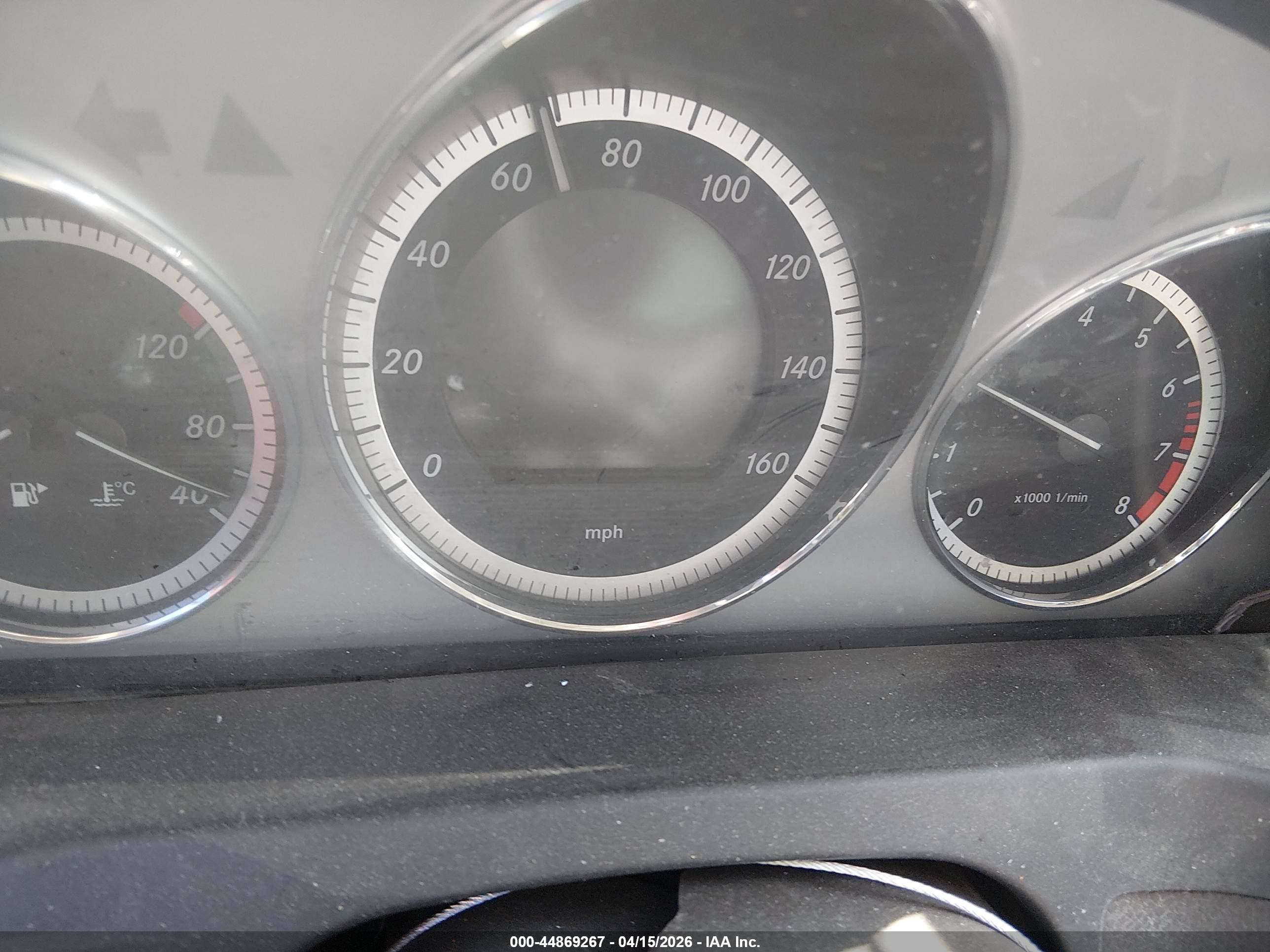2010 Mercedes-benz C 300   Black vin: WDDGF8BBXAR124130