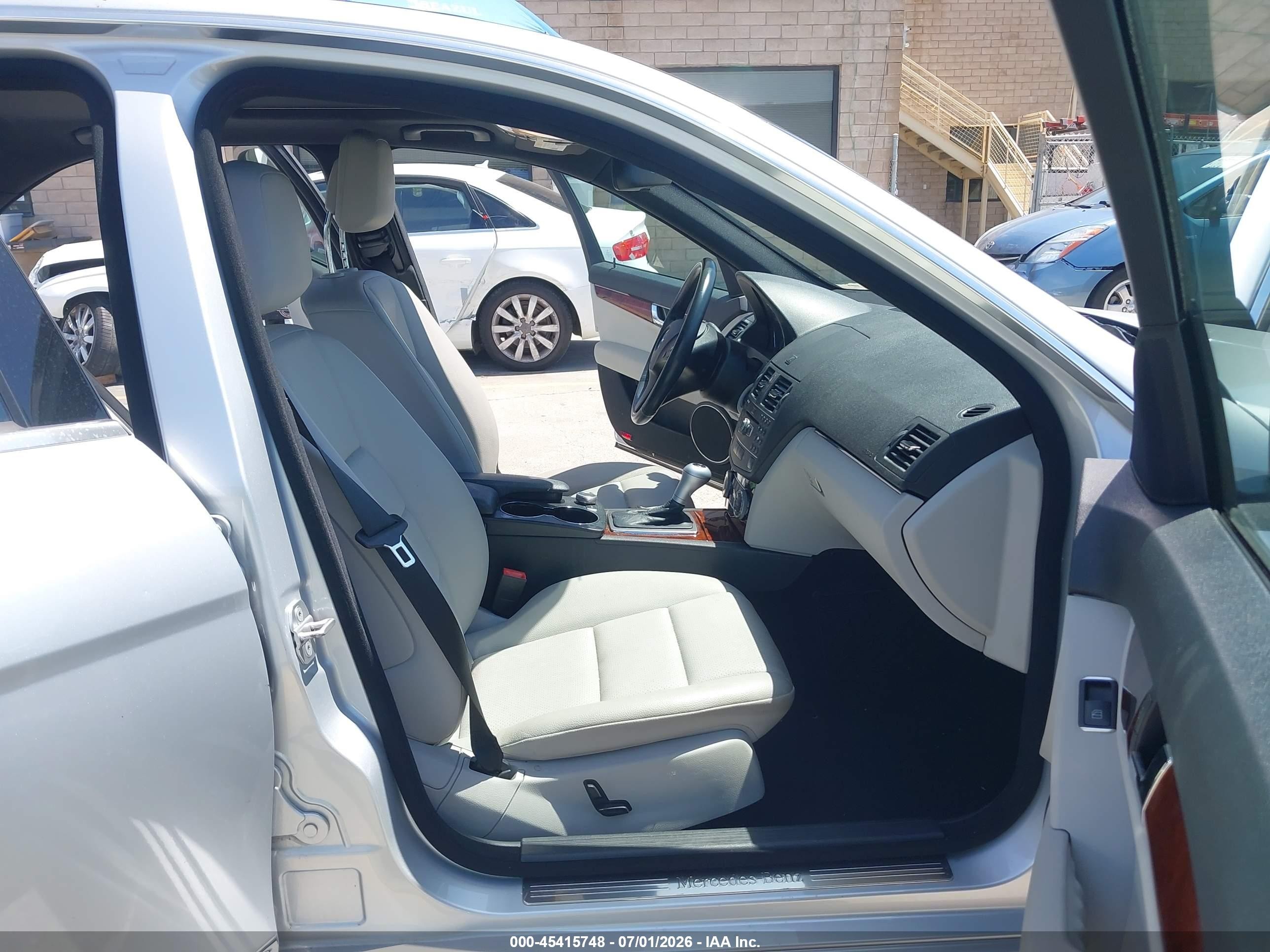 2011 Mercedes-benz C 300 Luxury 4matic/sport 4matic Gray vin: WDDGF8BBXBA506741