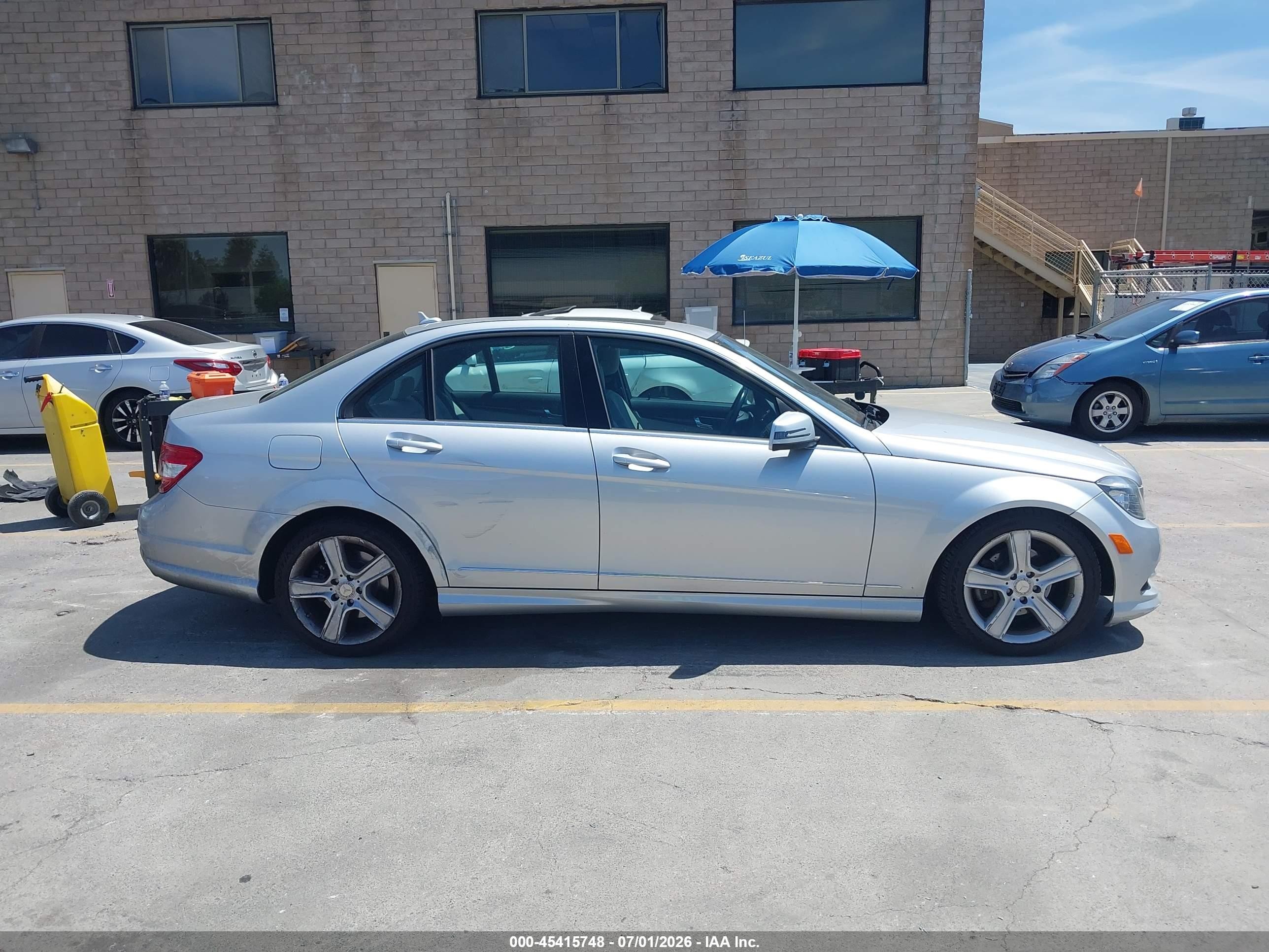 2011 Mercedes-benz C 300 Luxury 4matic/sport 4matic Gray vin: WDDGF8BBXBA506741