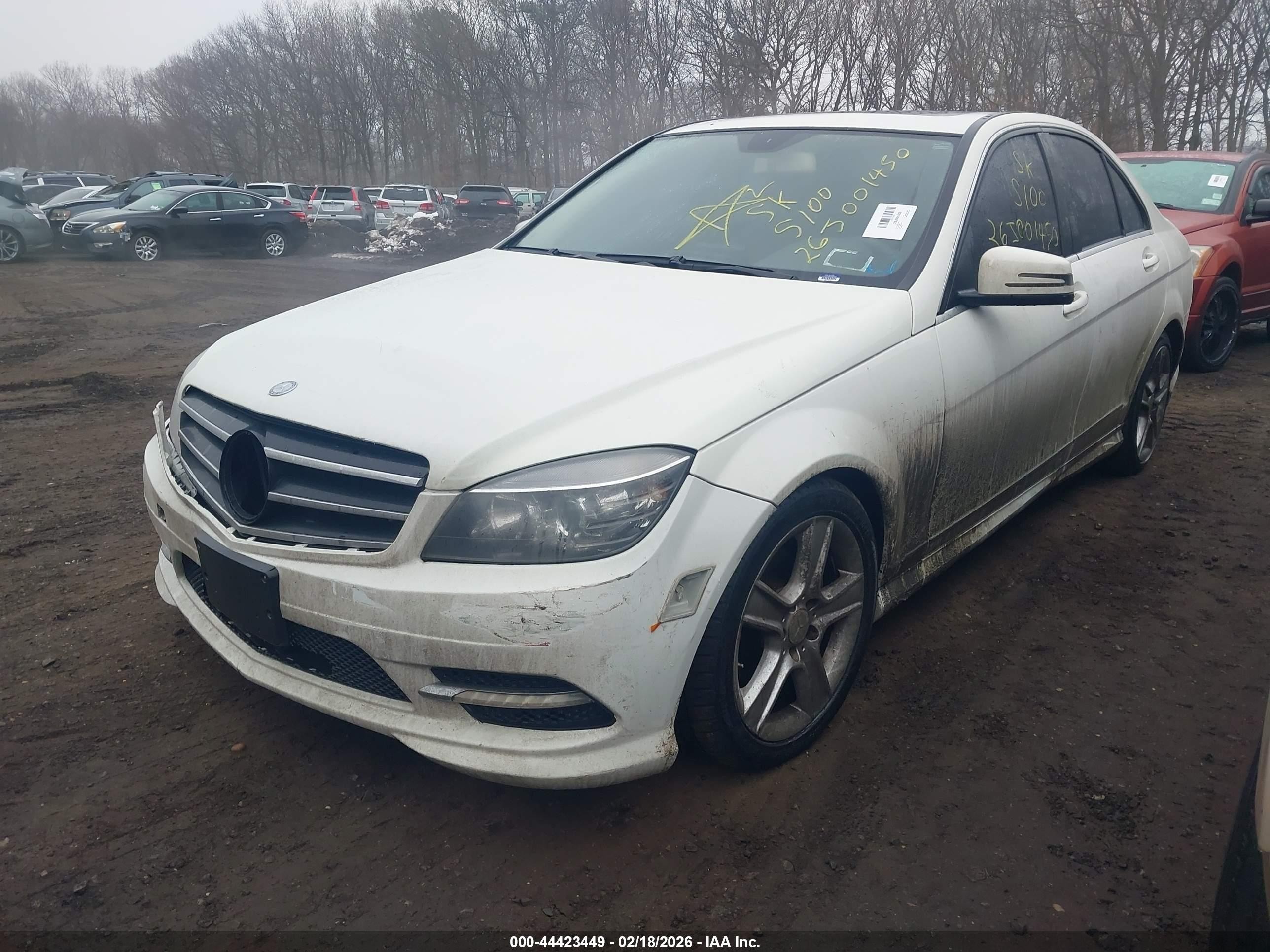 2011 Mercedes-benz C 300 Luxury 4matic/sport 4matic Белый vin: WDDGF8BBXBR180490