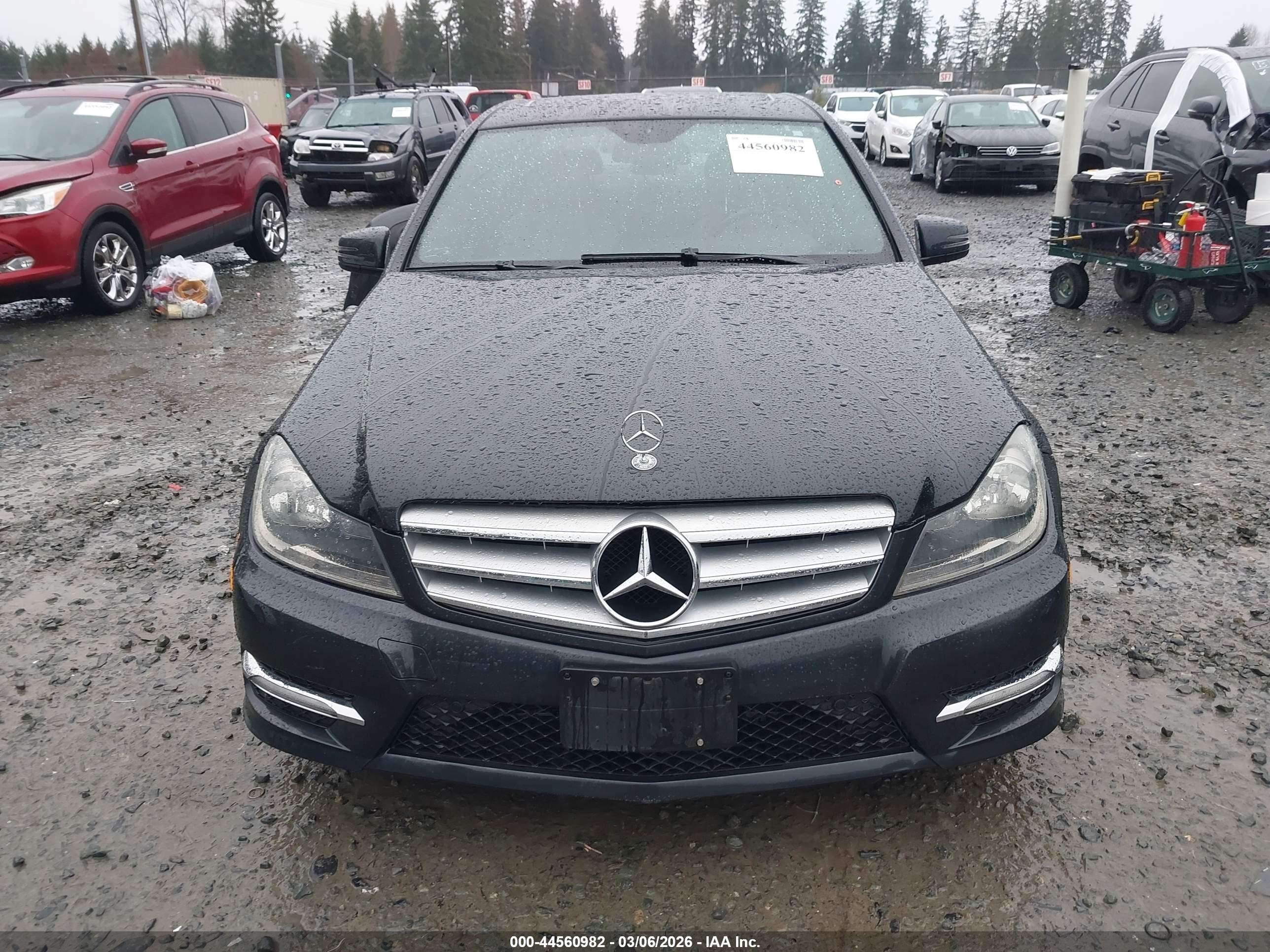 2012 Mercedes-benz C 300 Sport 4matic Black vin: WDDGF8BBXCA729203