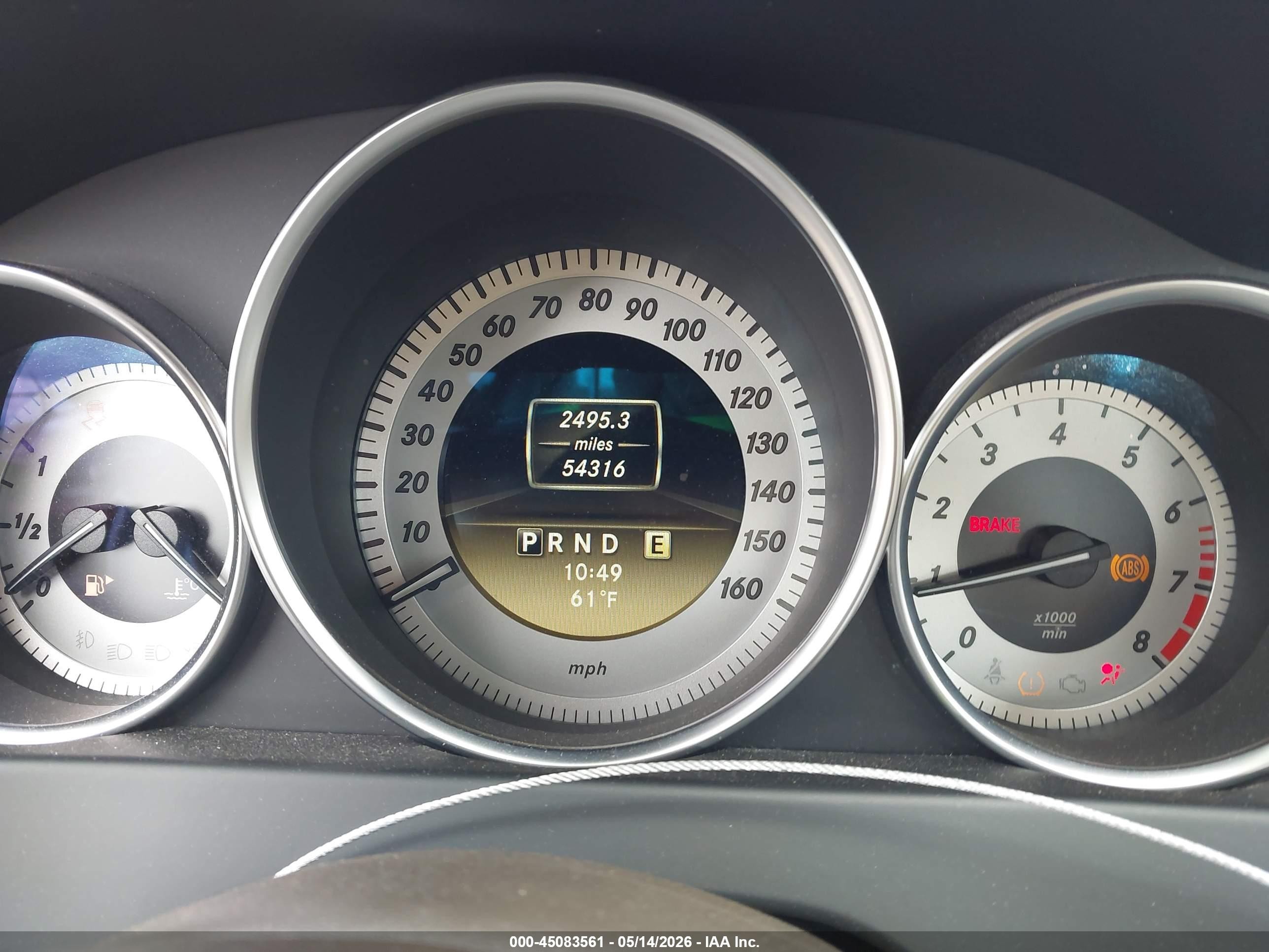 2012 Mercedes-benz C 300 Sport 4matic White vin: WDDGF8BBXCR206426