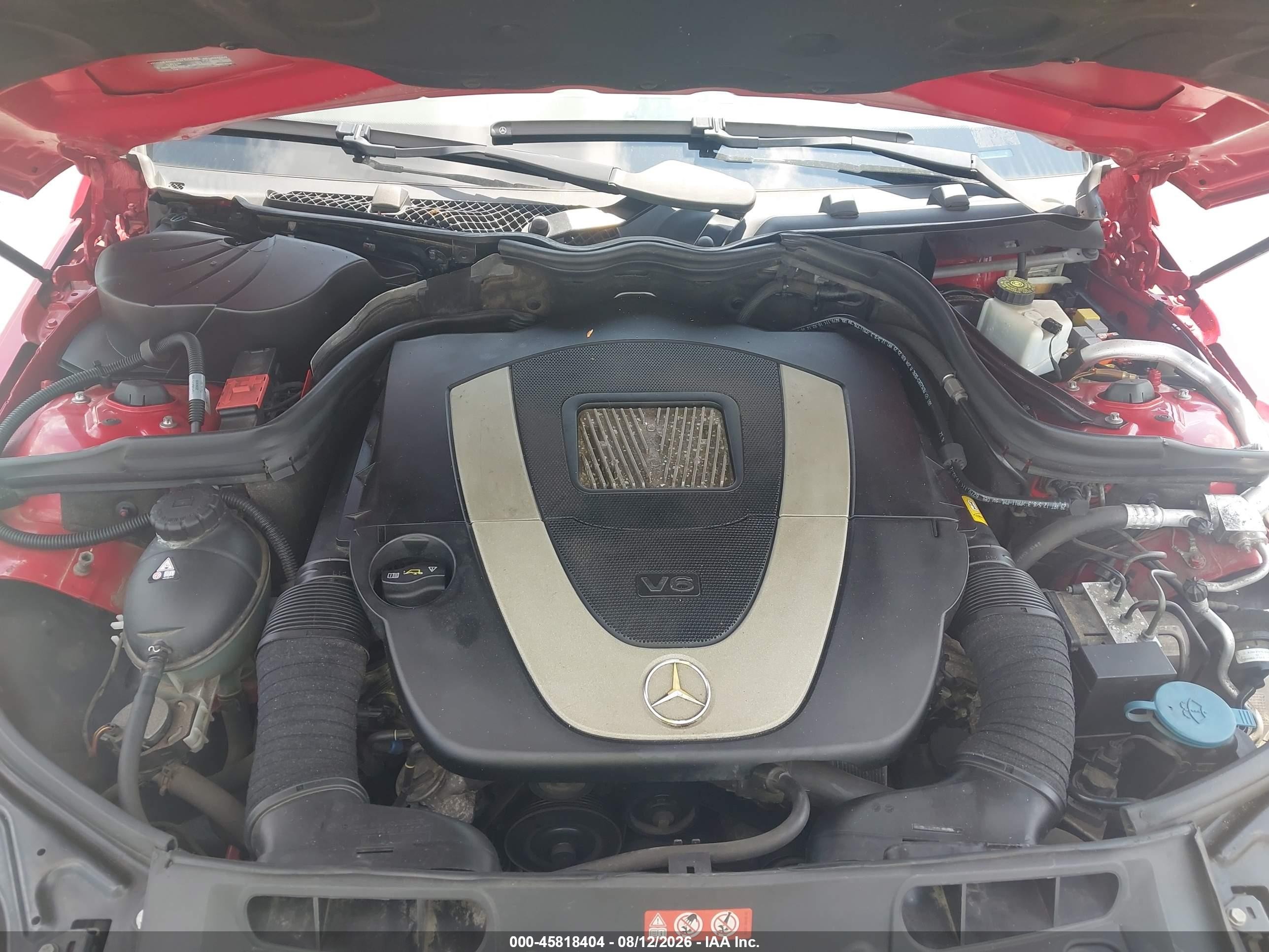 2012 Mercedes-benz C 300 Sport 4matic Red vin: WDDGF8BBXCR238020