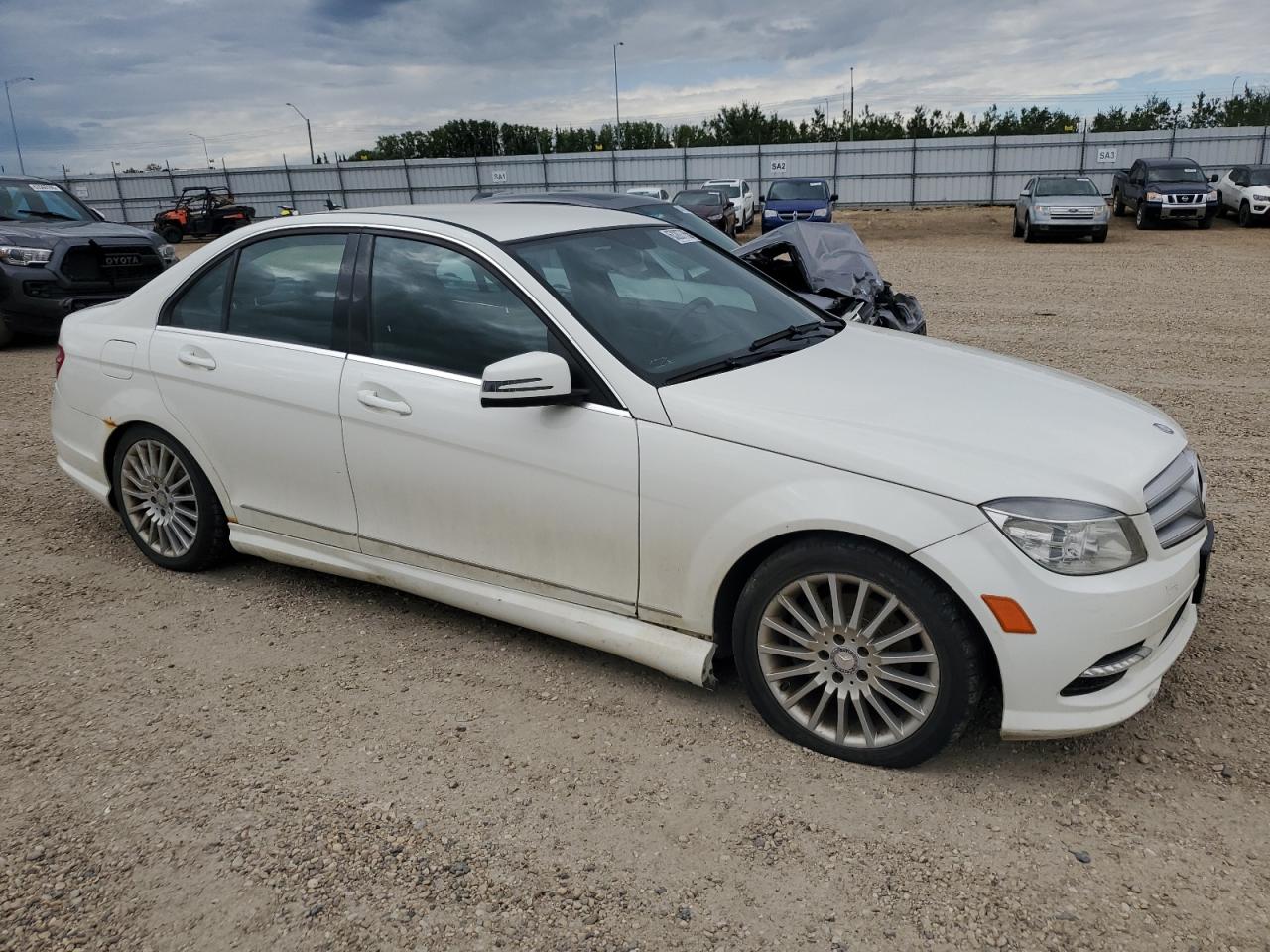 2011 Mercedes-benz C 250 4matic White vin: WDDGF8FB0BA489586