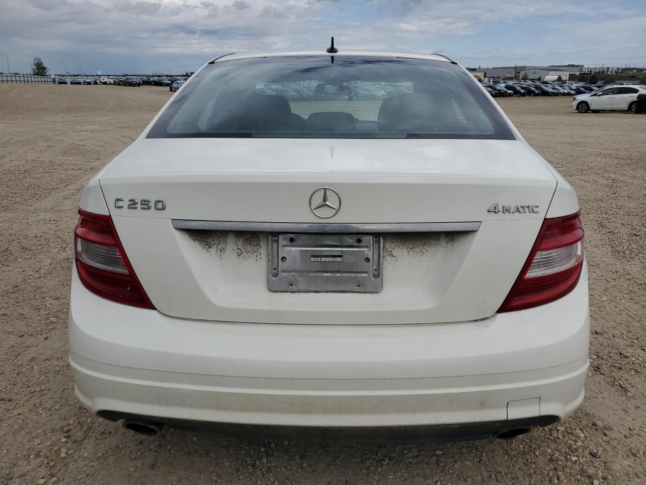 2011 Mercedes-benz C 250 4matic White vin: WDDGF8FB0BA489586