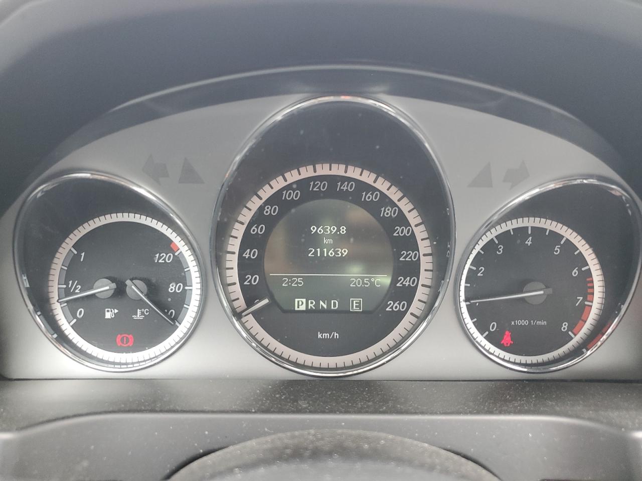 2011 Mercedes-benz C 250 4matic White vin: WDDGF8FB0BA489586