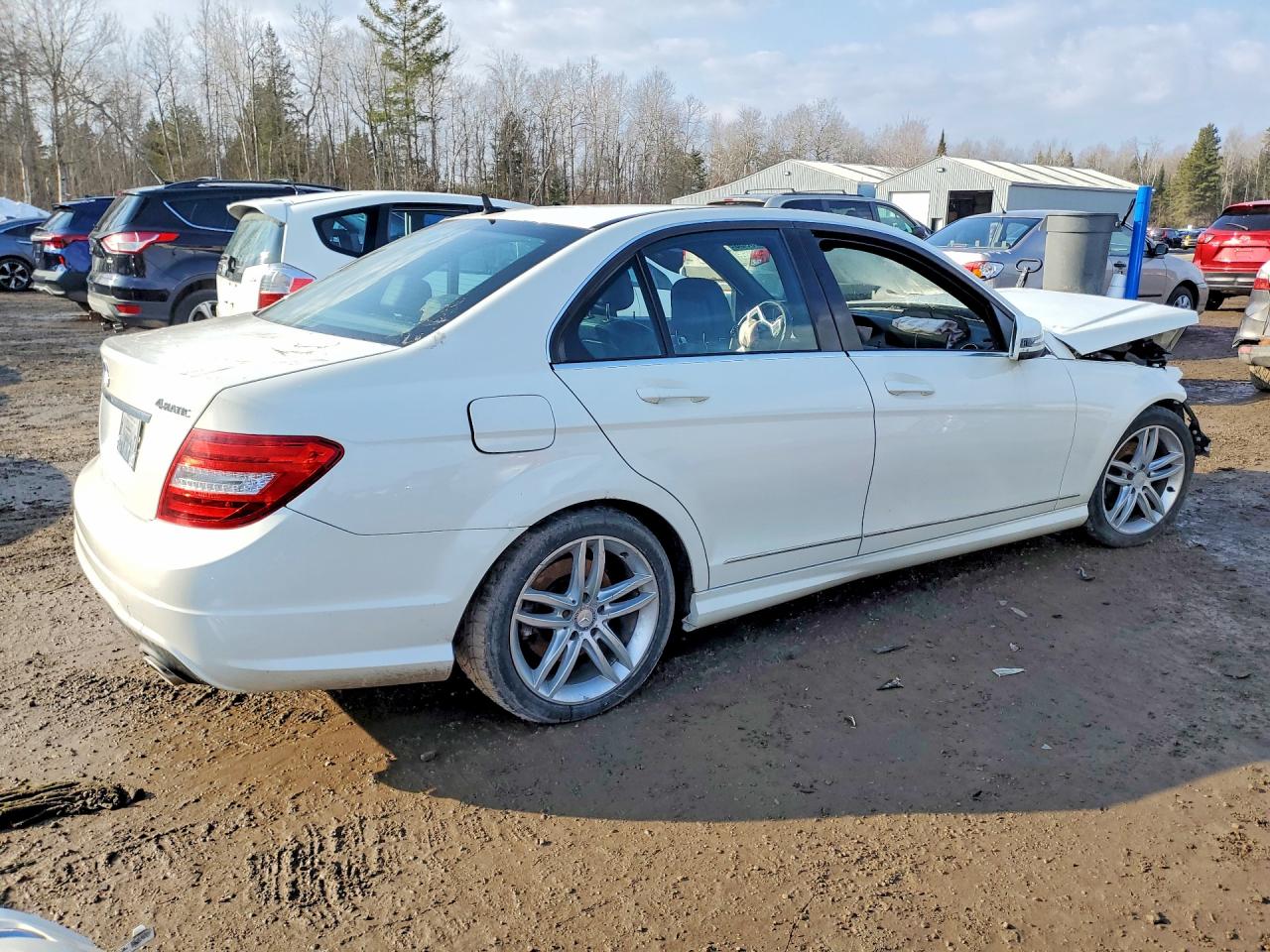 2012 Mercedes-benz C 250 4matic White vin: WDDGF8FB0CF916799
