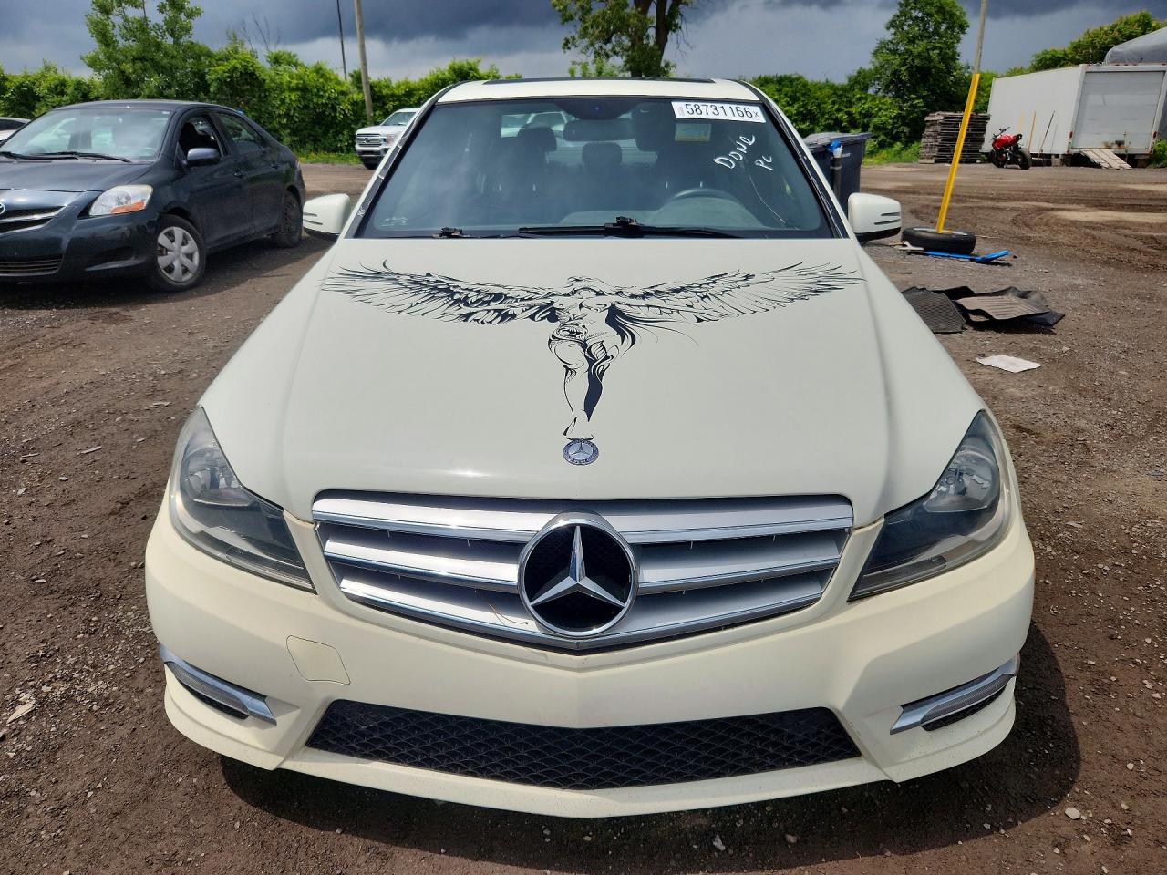 2012 Mercedes-benz C 250 4matic White vin: WDDGF8FB1CA633826