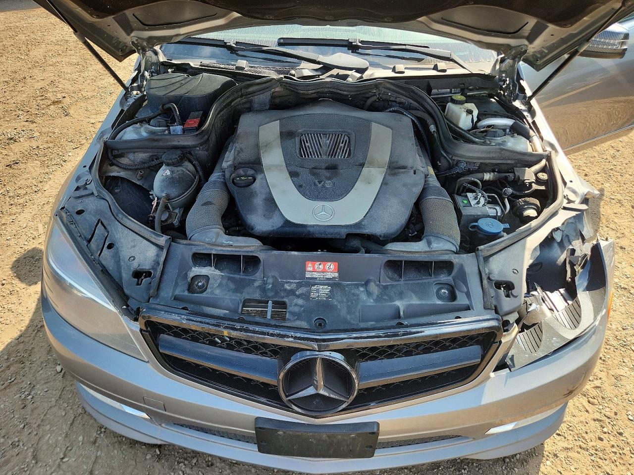 2011 Mercedes-benz C 250 4matic Silver vin: WDDGF8FB4BF548075