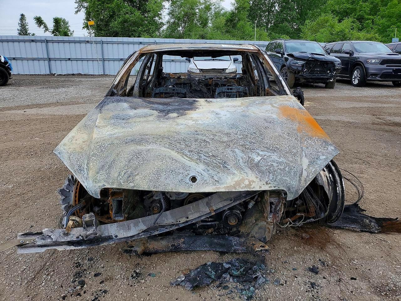 2011 Mercedes-benz C 250 4matic Burn vin: WDDGF8FB7BA518758