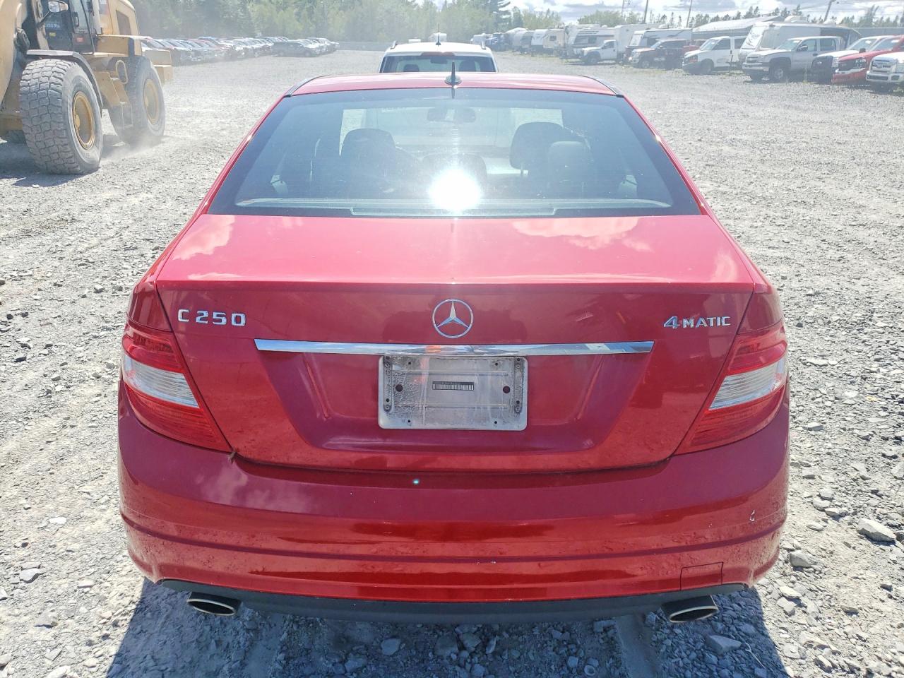 2010 Mercedes-benz C 250 4matic Red vin: WDDGF8FB8AF463822
