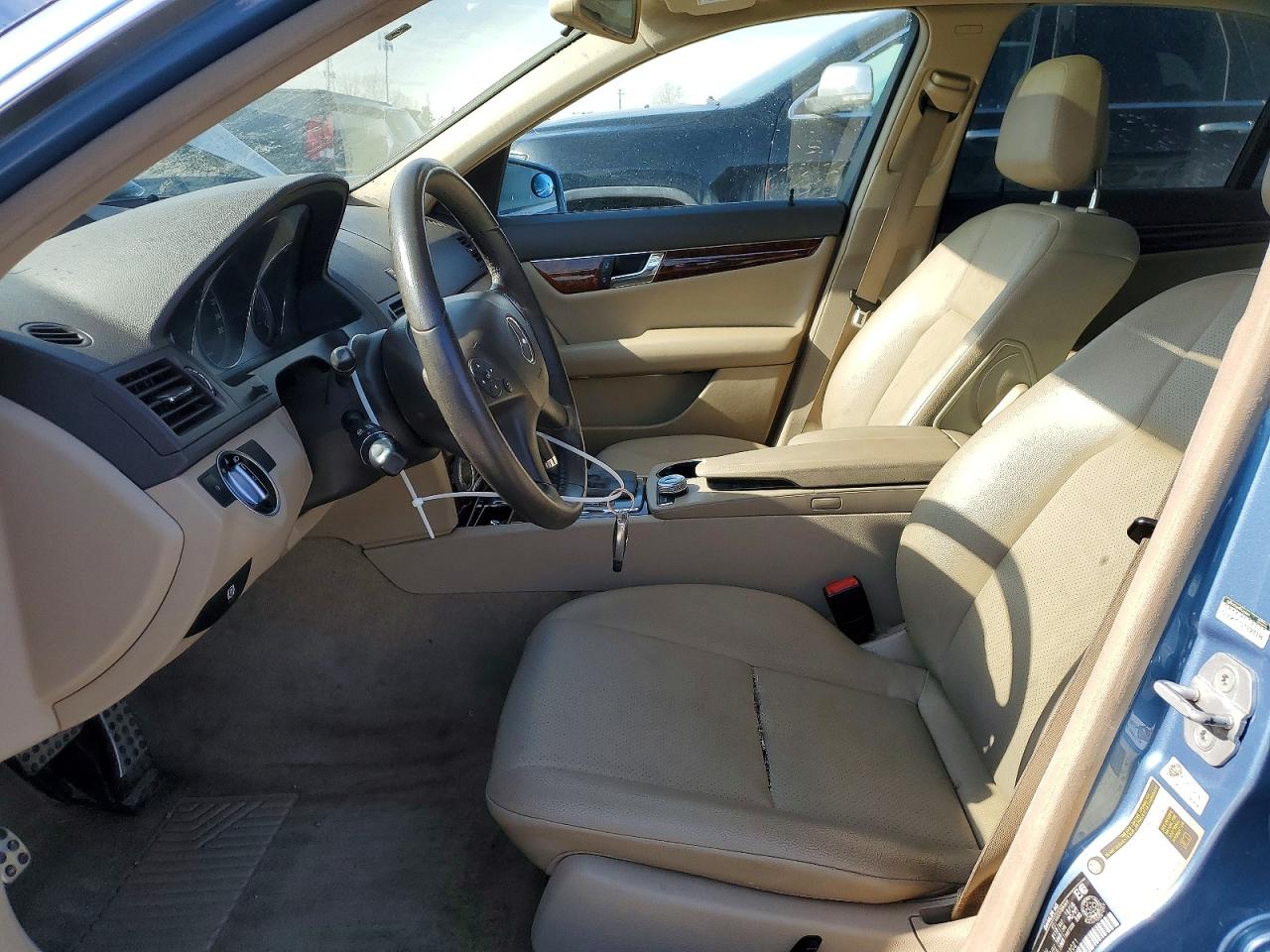 2011 Mercedes-benz C 250 4matic Blue vin: WDDGF8FB8BA502021