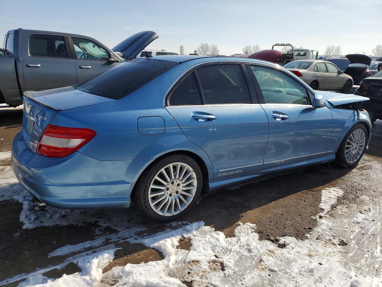 2011 Mercedes-benz C 250 4matic Blue vin: WDDGF8FB8BA502021