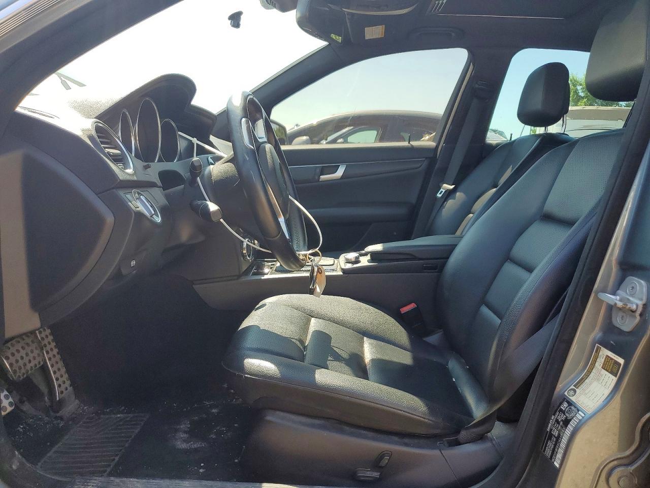 2012 Mercedes-benz C 250 4matic Gray vin: WDDGF8FB9CA648283