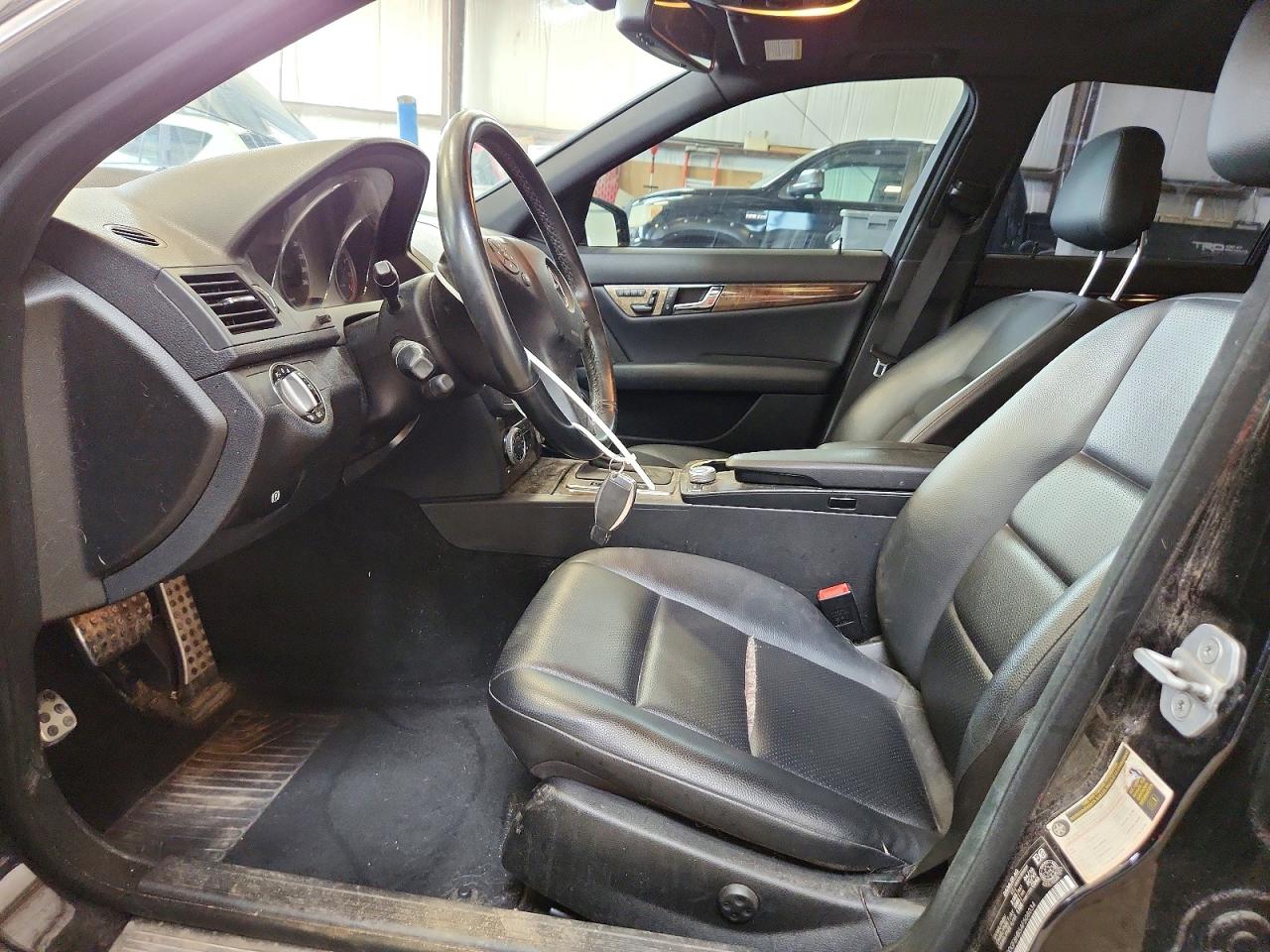 2010 Mercedes-benz C 350 4matic Black vin: WDDGF8HB5AF508034
