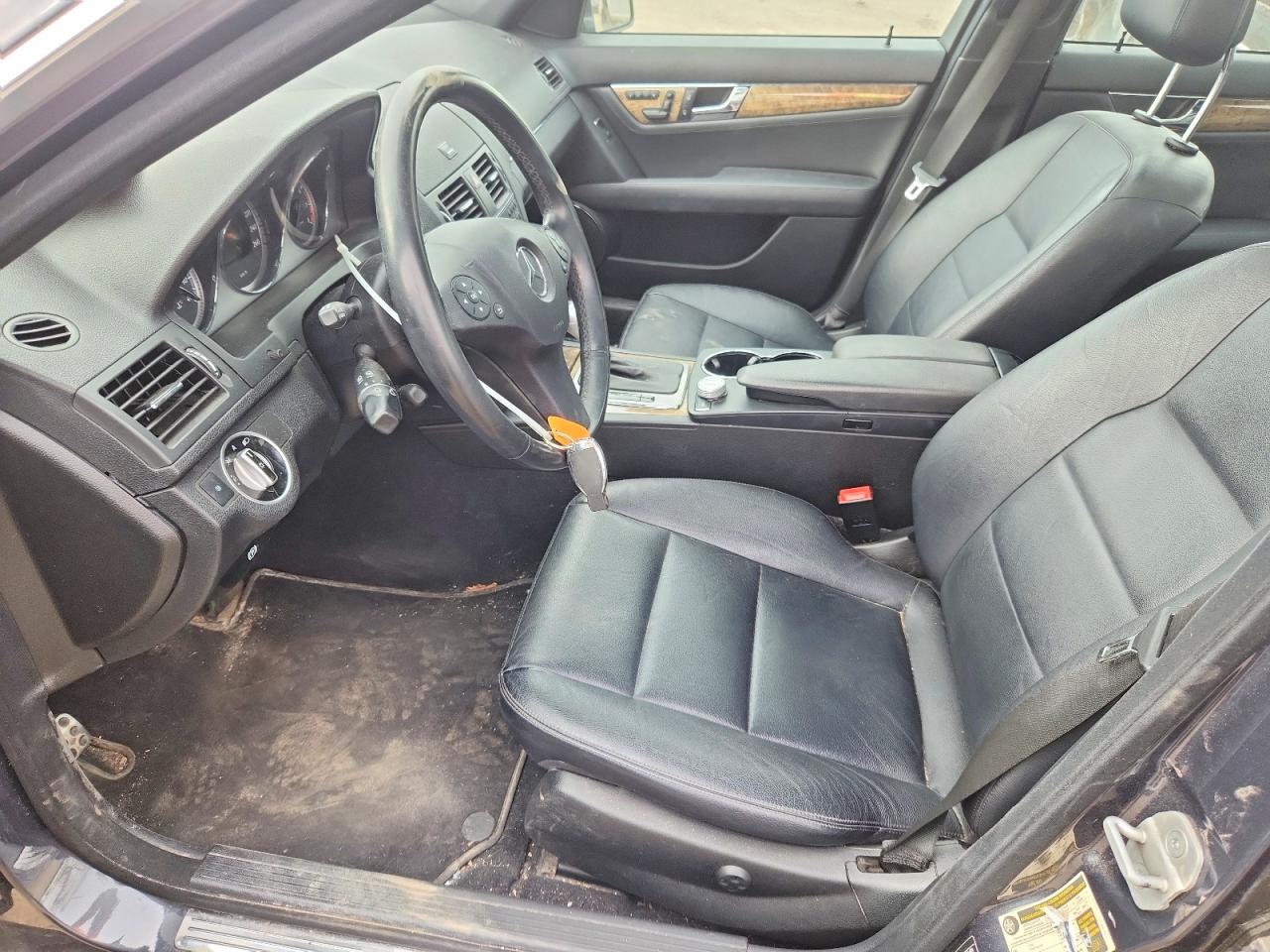 2011 Mercedes-benz C 350 4matic Черный vin: WDDGF8HB7BF552831