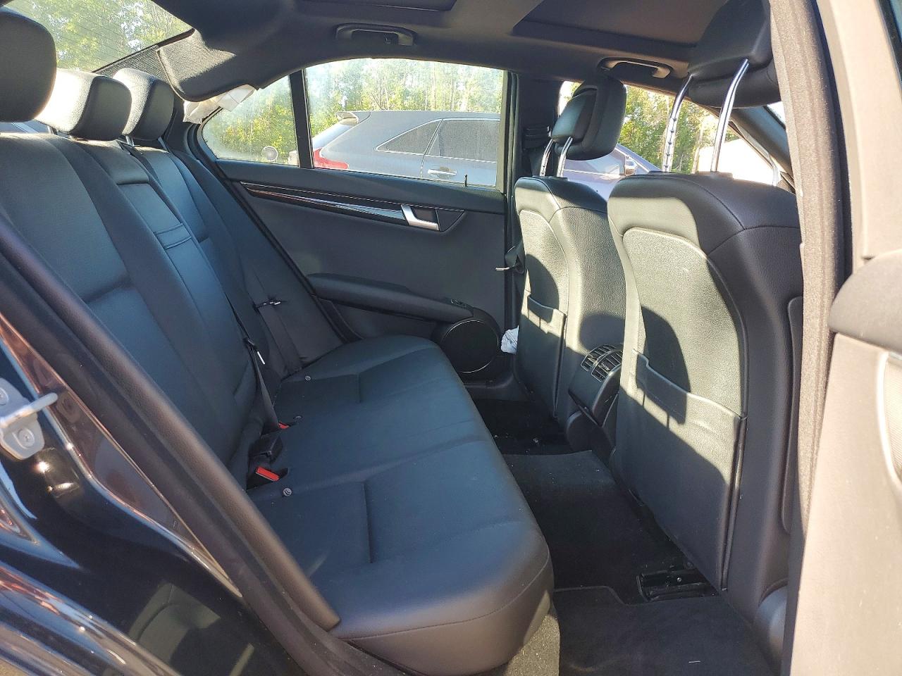 2012 Mercedes-benz C 350 4matic Black vin: WDDGF8JB0CA601022
