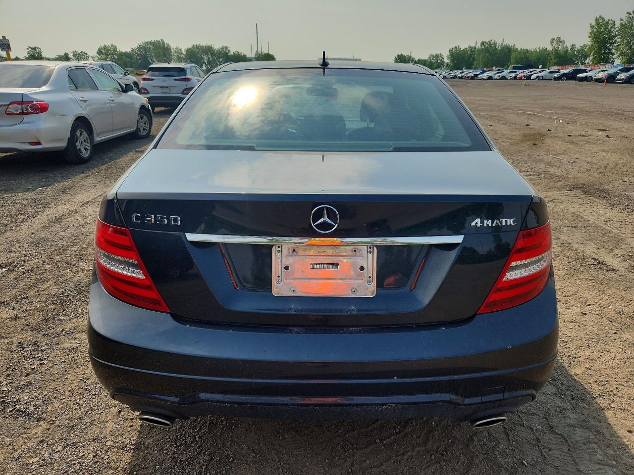 2013 Mercedes-benz C 350 4matic Blue vin: WDDGF8JB5DA797802