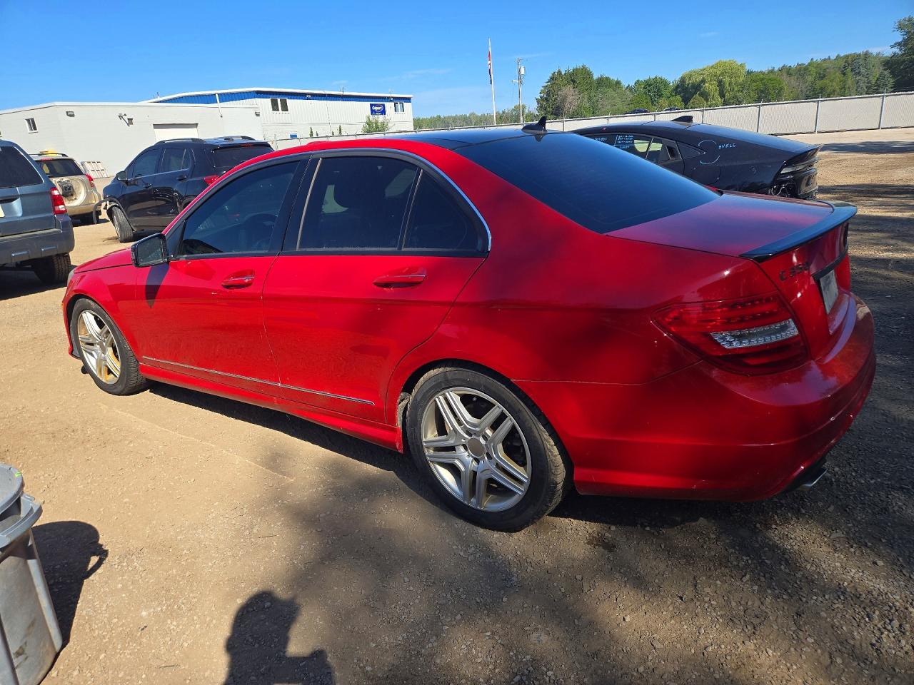2014 Mercedes-benz C 350 4matic Red vin: WDDGF8JB9EA920566