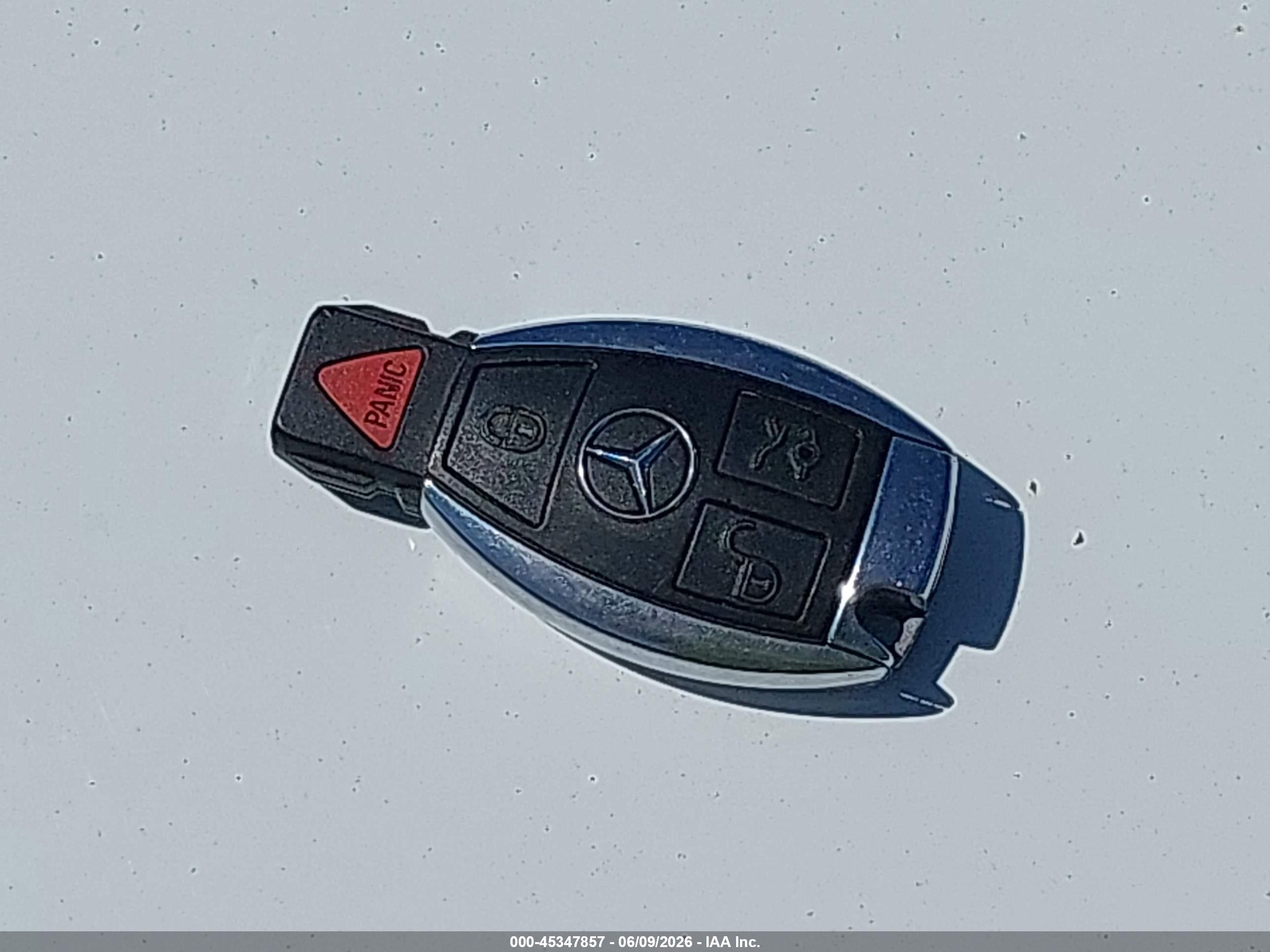 2012 Mercedes-benz C 250   Black vin: WDDGJ4HB0CF787662