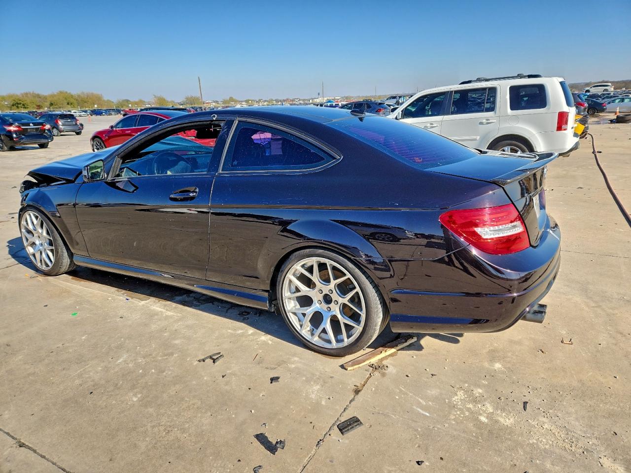 2013 Mercedes-benz C 250 Черный vin: WDDGJ4HB0DF977365