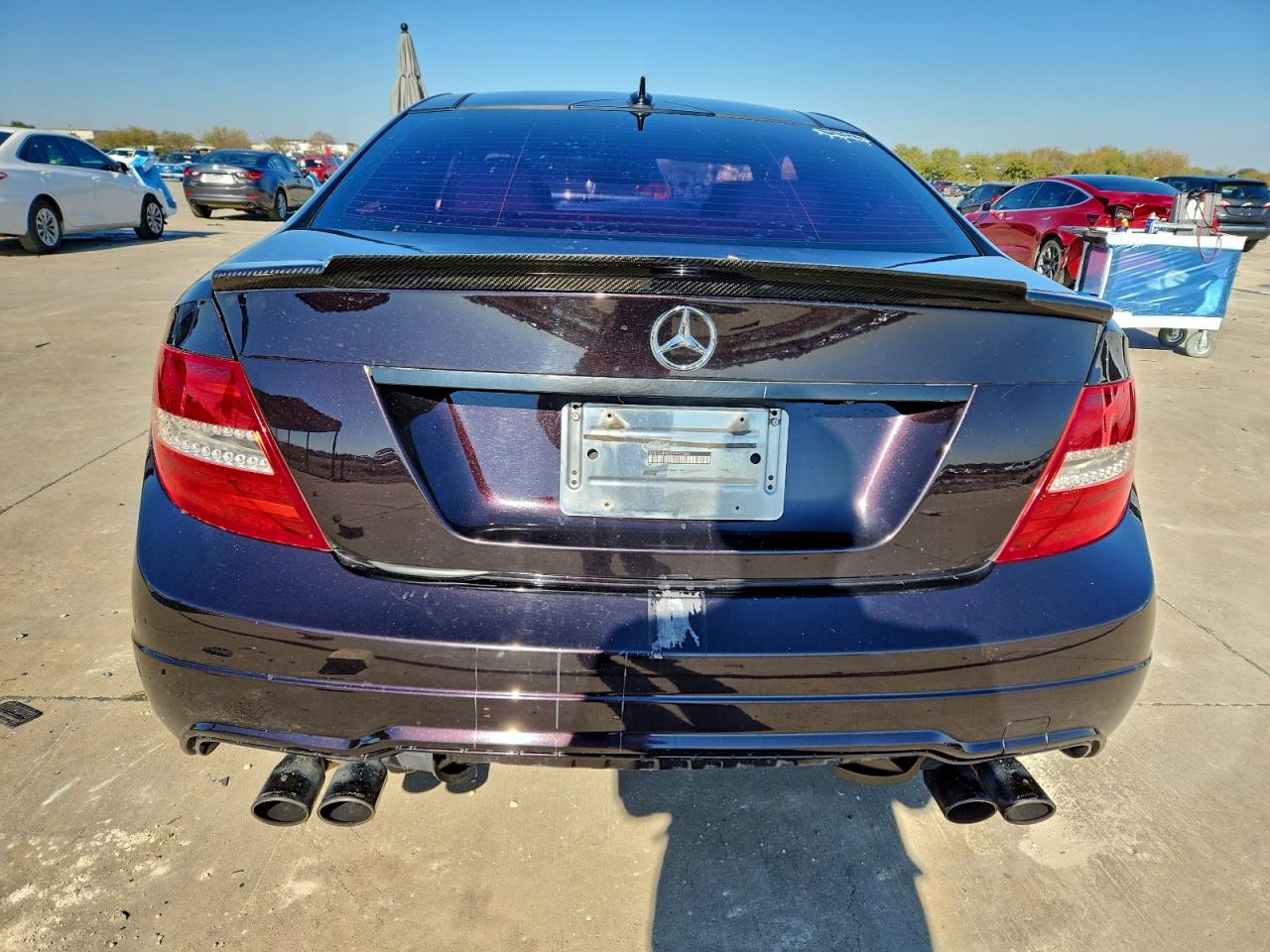 2013 Mercedes-benz C 250 Черный vin: WDDGJ4HB0DF977365