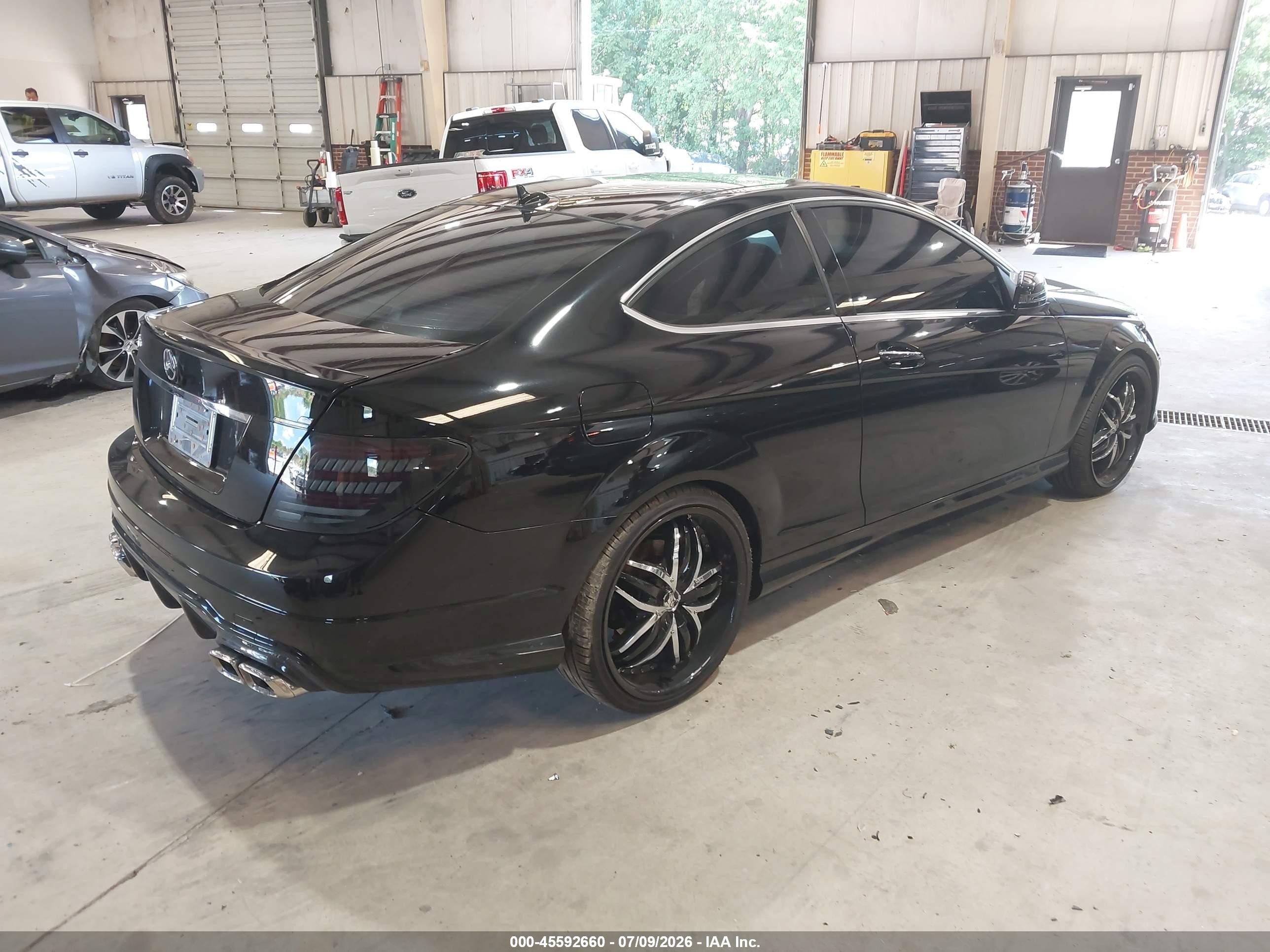 2013 Mercedes-benz C 250   Black vin: WDDGJ4HB0DF992139