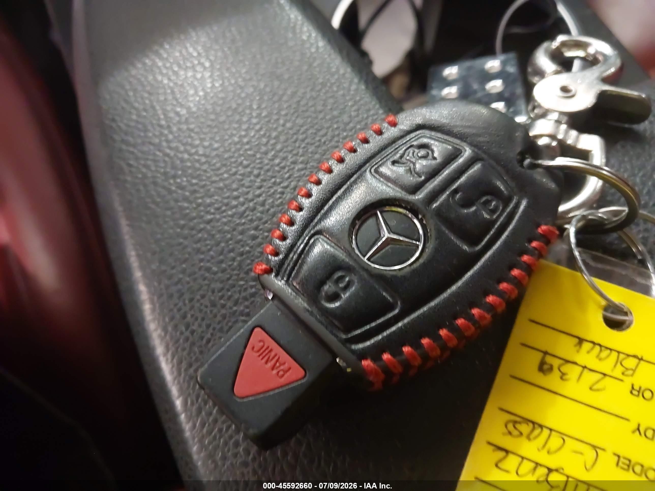 2013 Mercedes-benz C 250   Black vin: WDDGJ4HB0DF992139