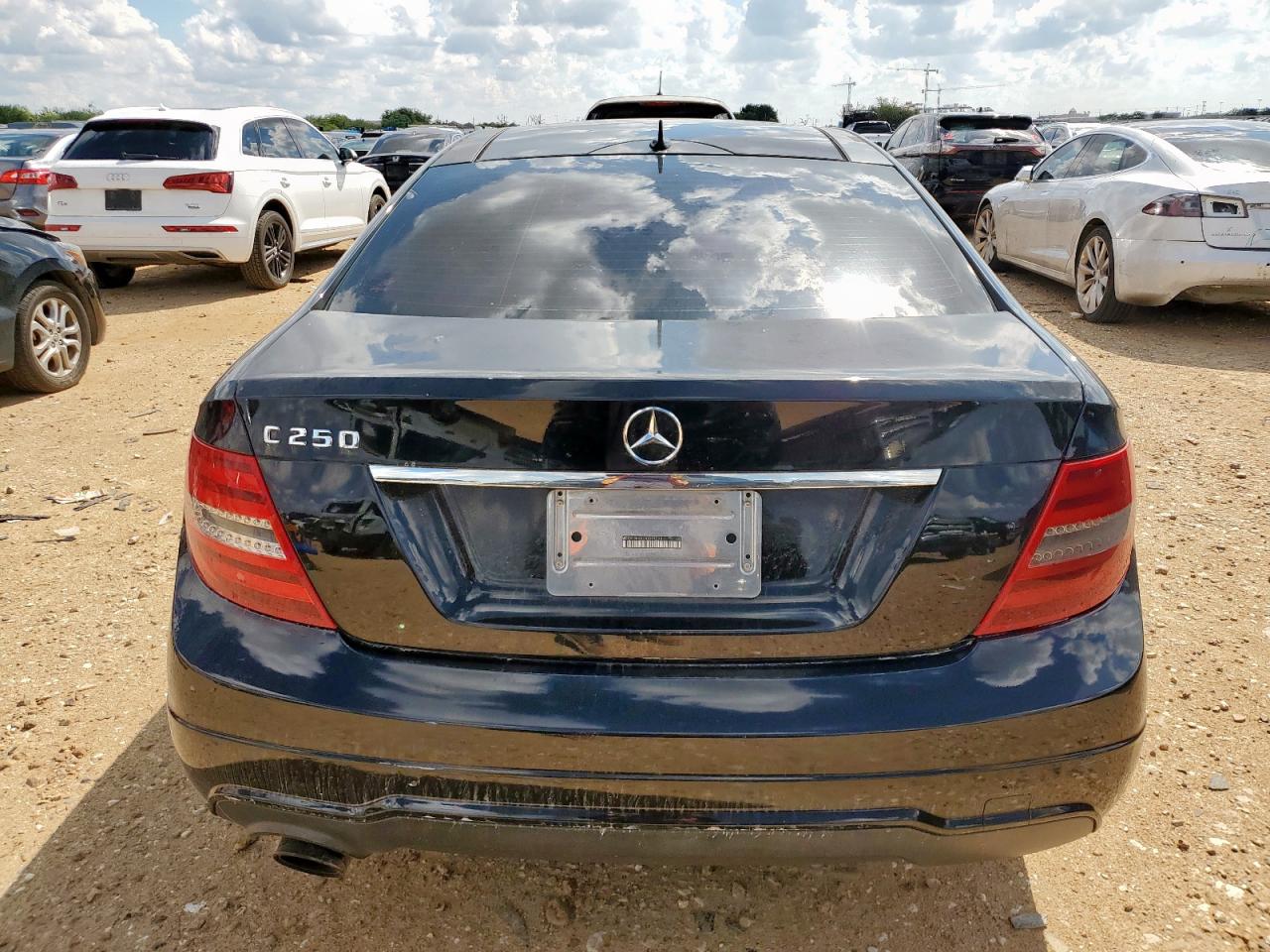 2013 Mercedes-benz C 250 Black vin: WDDGJ4HB0DG011298