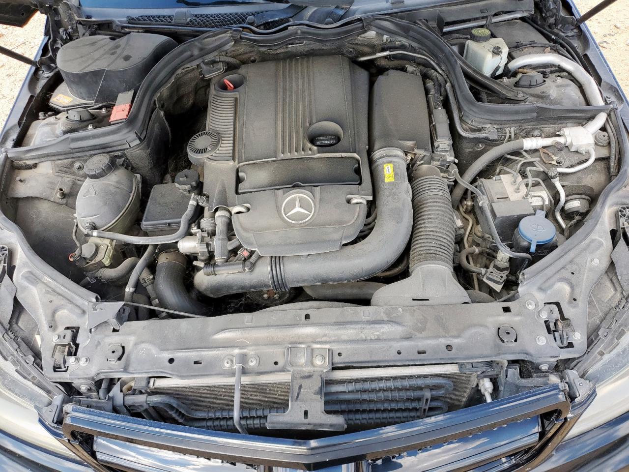 2013 Mercedes-benz C 250 Black vin: WDDGJ4HB0DG011298