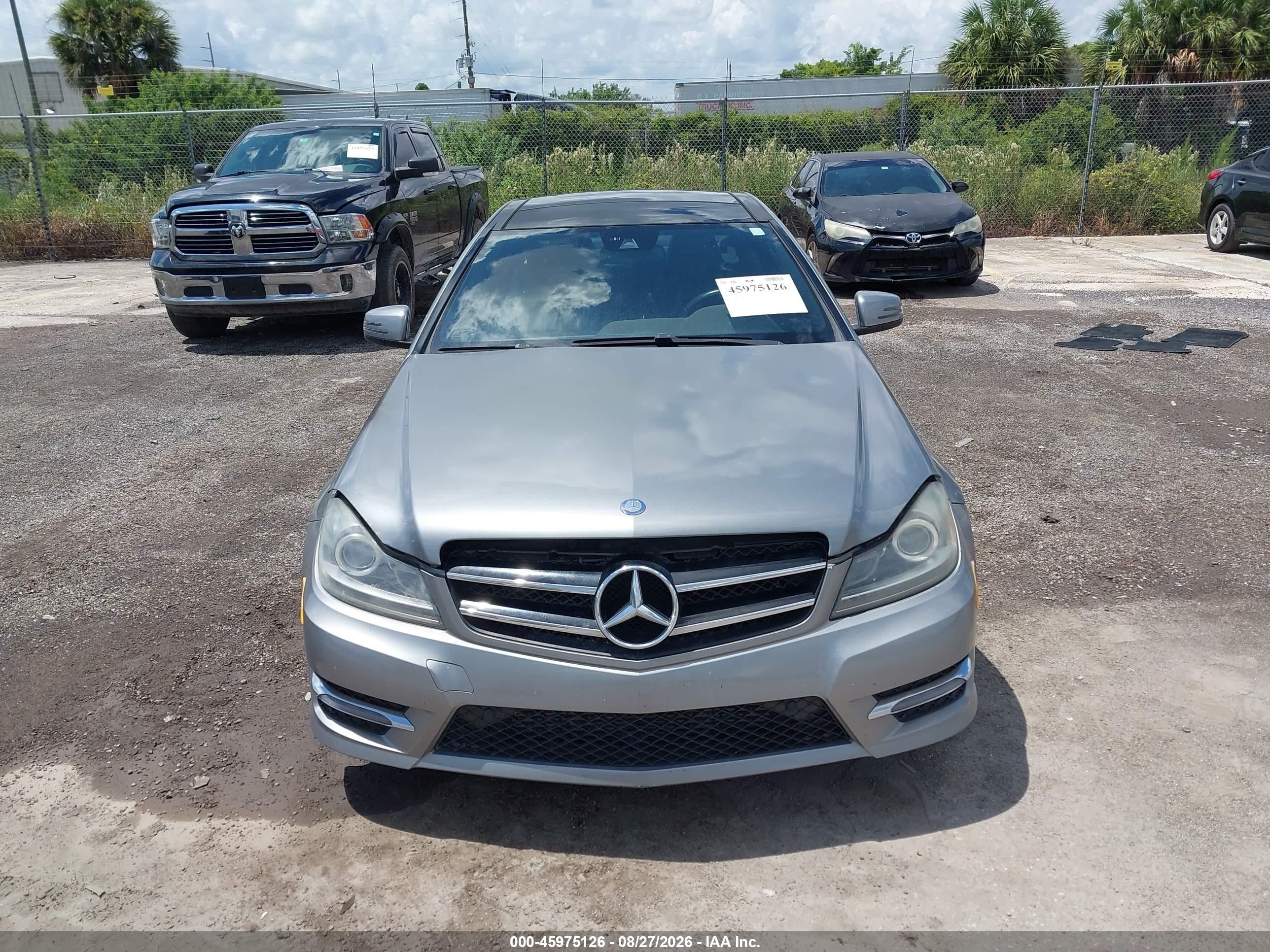 2015 Mercedes-benz C 250 Silver vin: WDDGJ4HB0FG374512