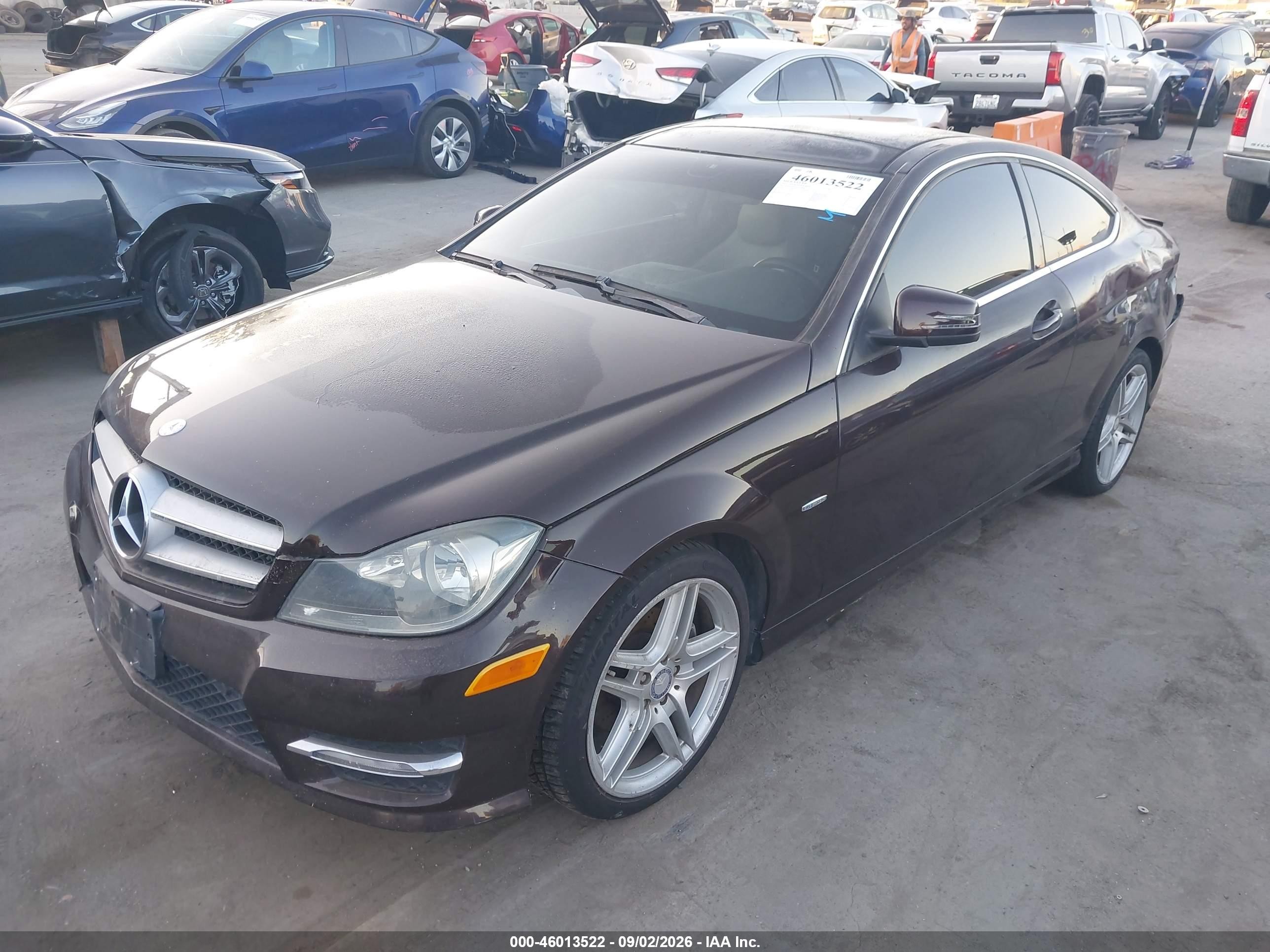 2012 Mercedes-benz C 250 Purple vin: WDDGJ4HB1CF775648