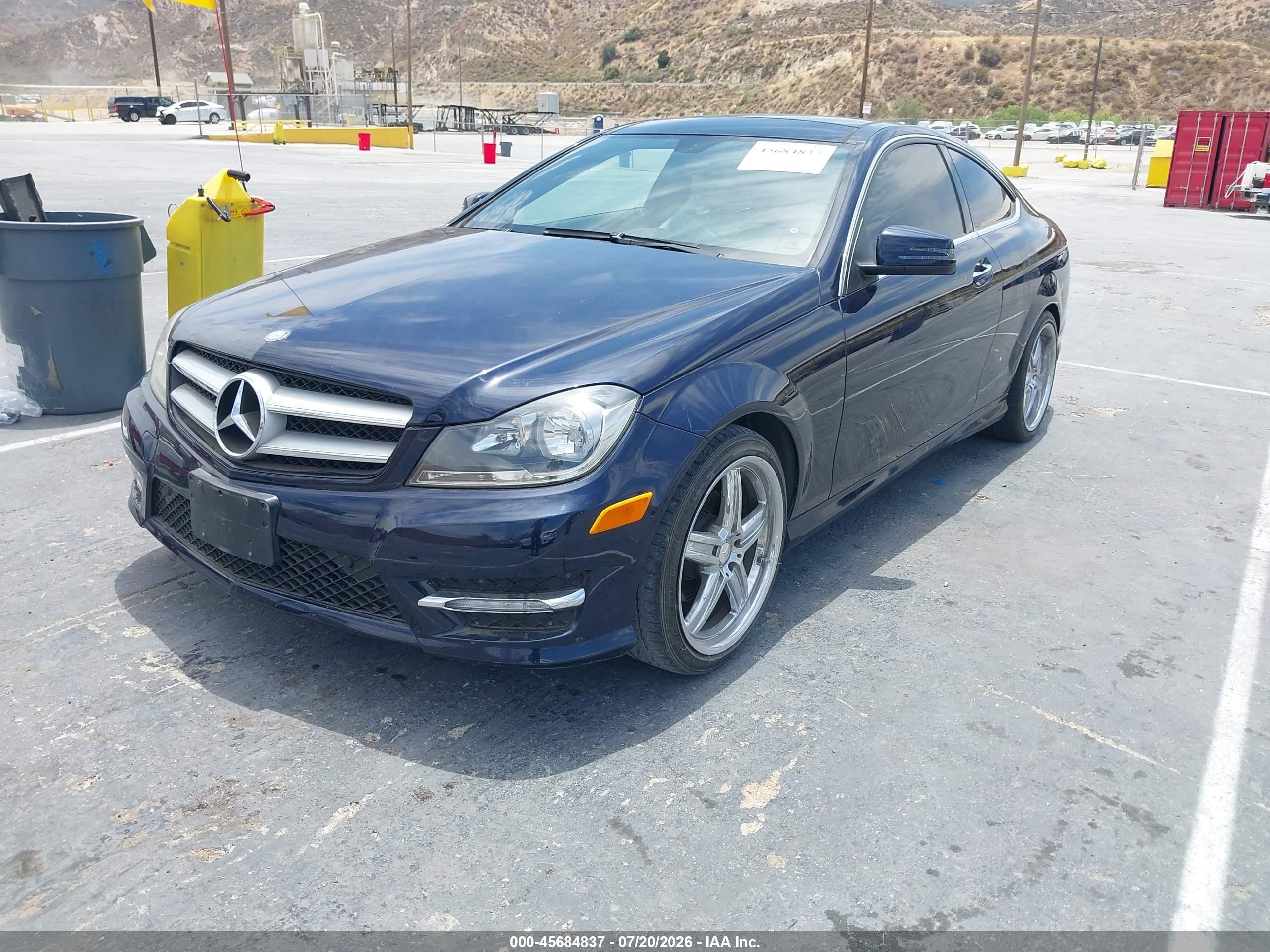 2012 Mercedes-benz C 250   Blue vin: WDDGJ4HB1CF873546