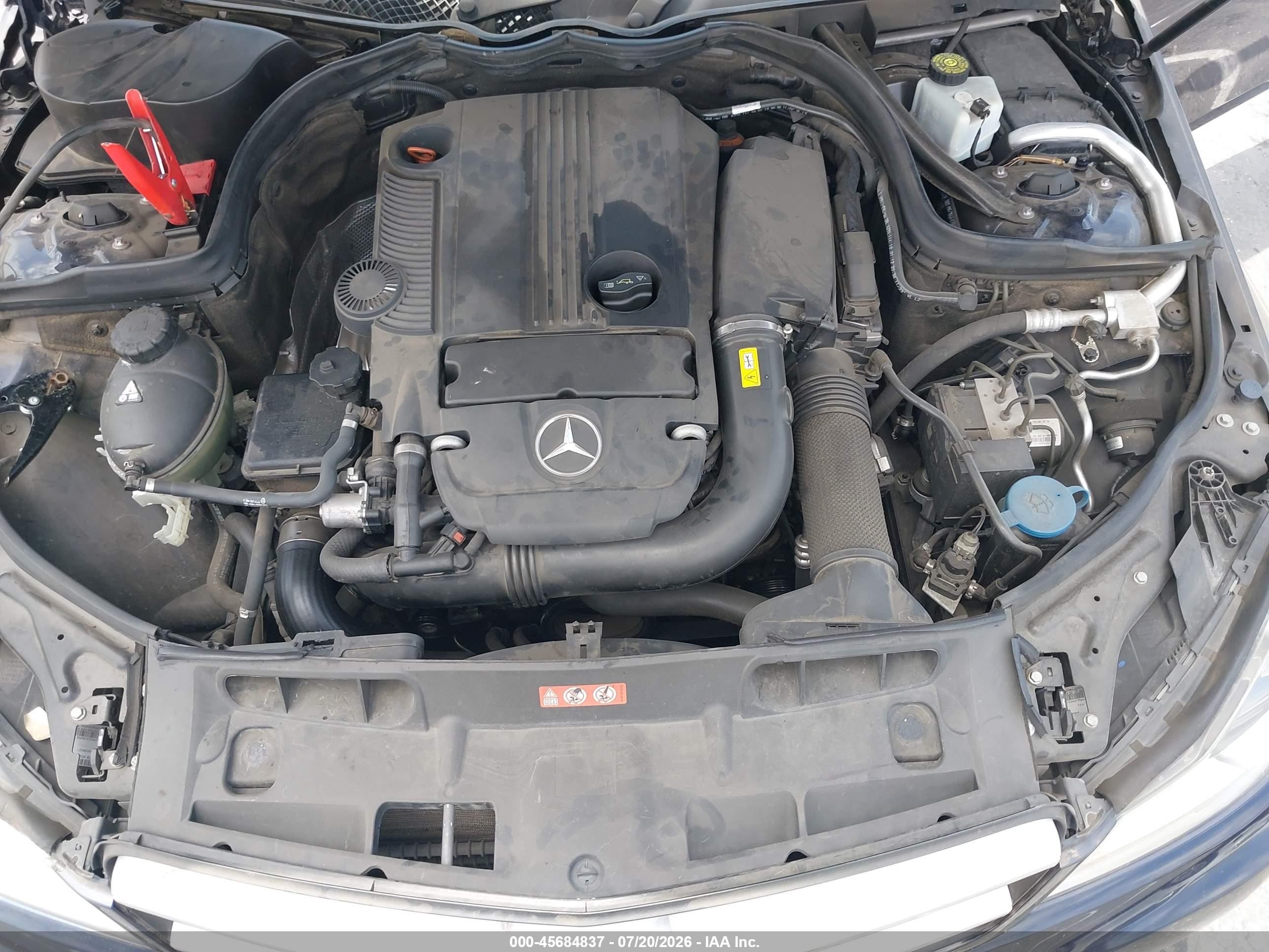 2012 Mercedes-benz C 250   Blue vin: WDDGJ4HB1CF873546