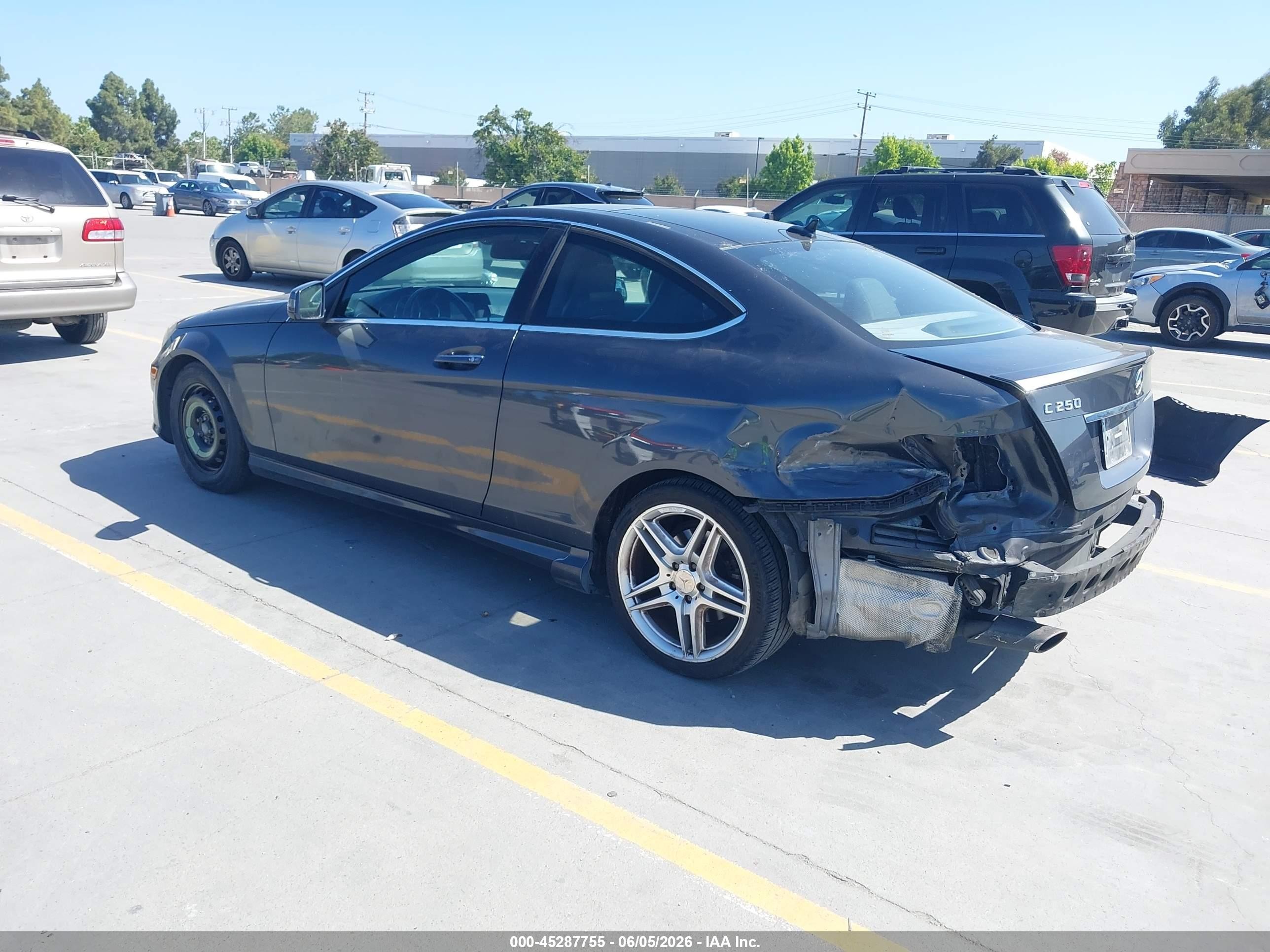 2013 Mercedes-benz C 250   Gray vin: WDDGJ4HB1DF950577