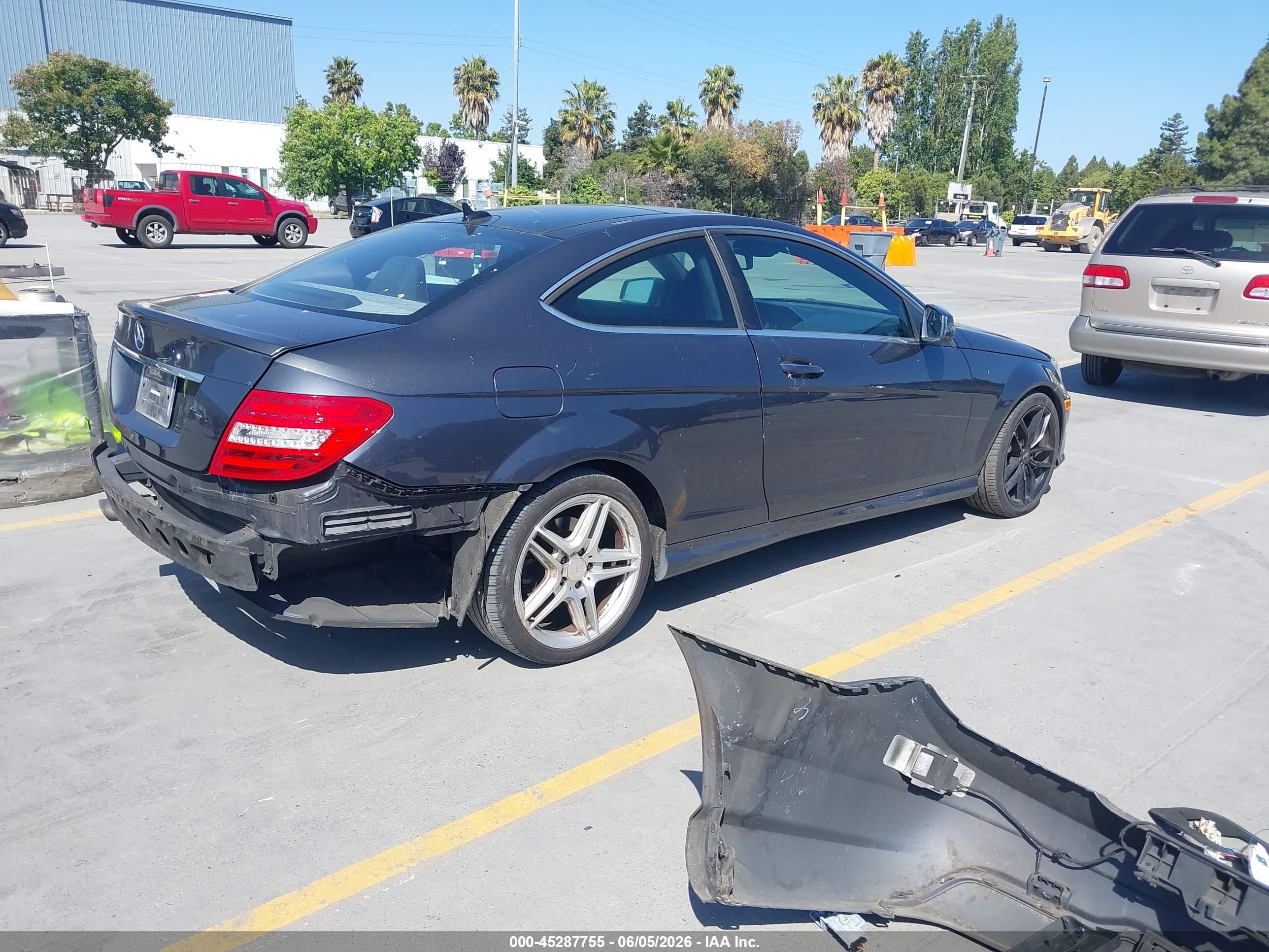 2013 Mercedes-benz C 250   Gray vin: WDDGJ4HB1DF950577