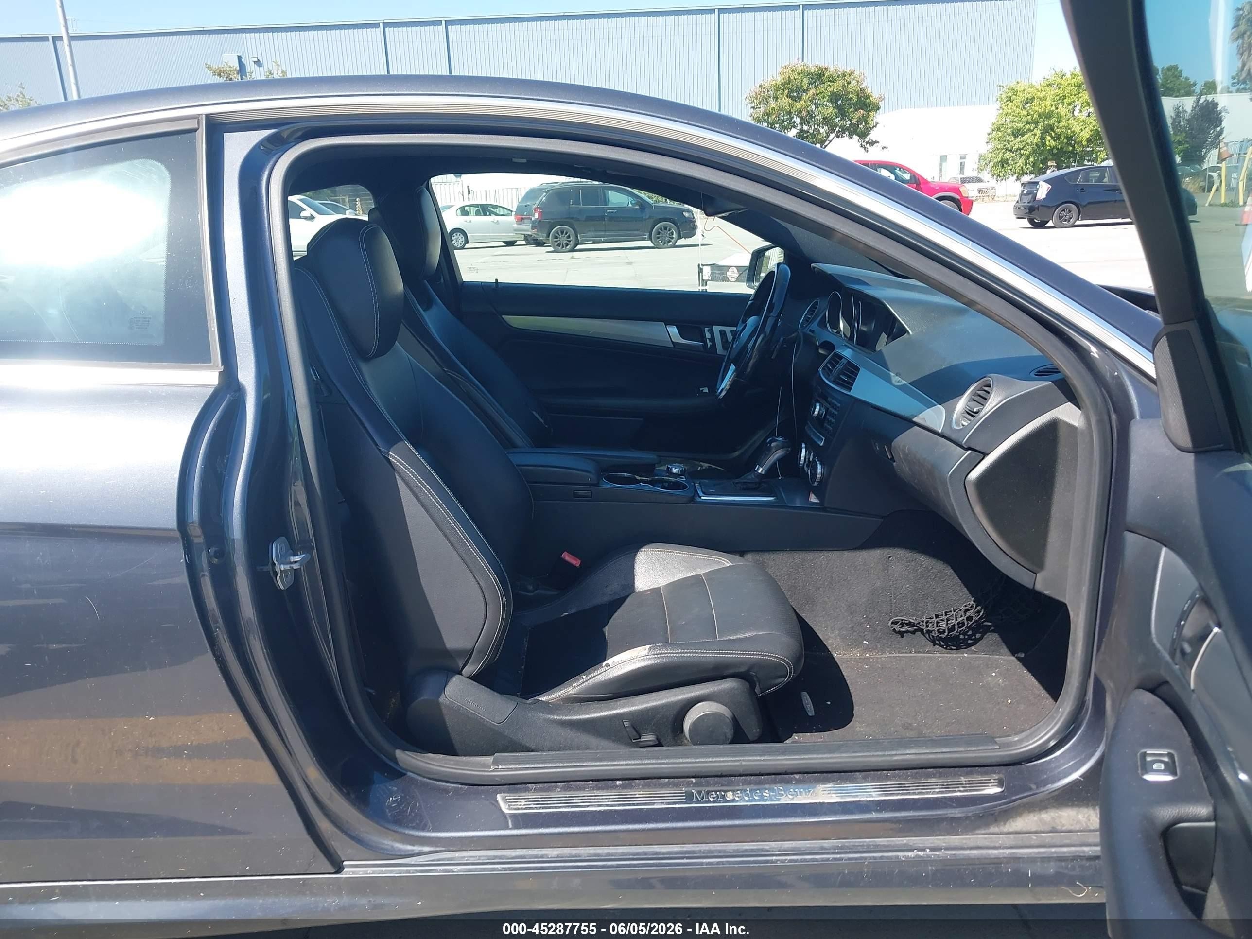 2013 Mercedes-benz C 250   Gray vin: WDDGJ4HB1DF950577