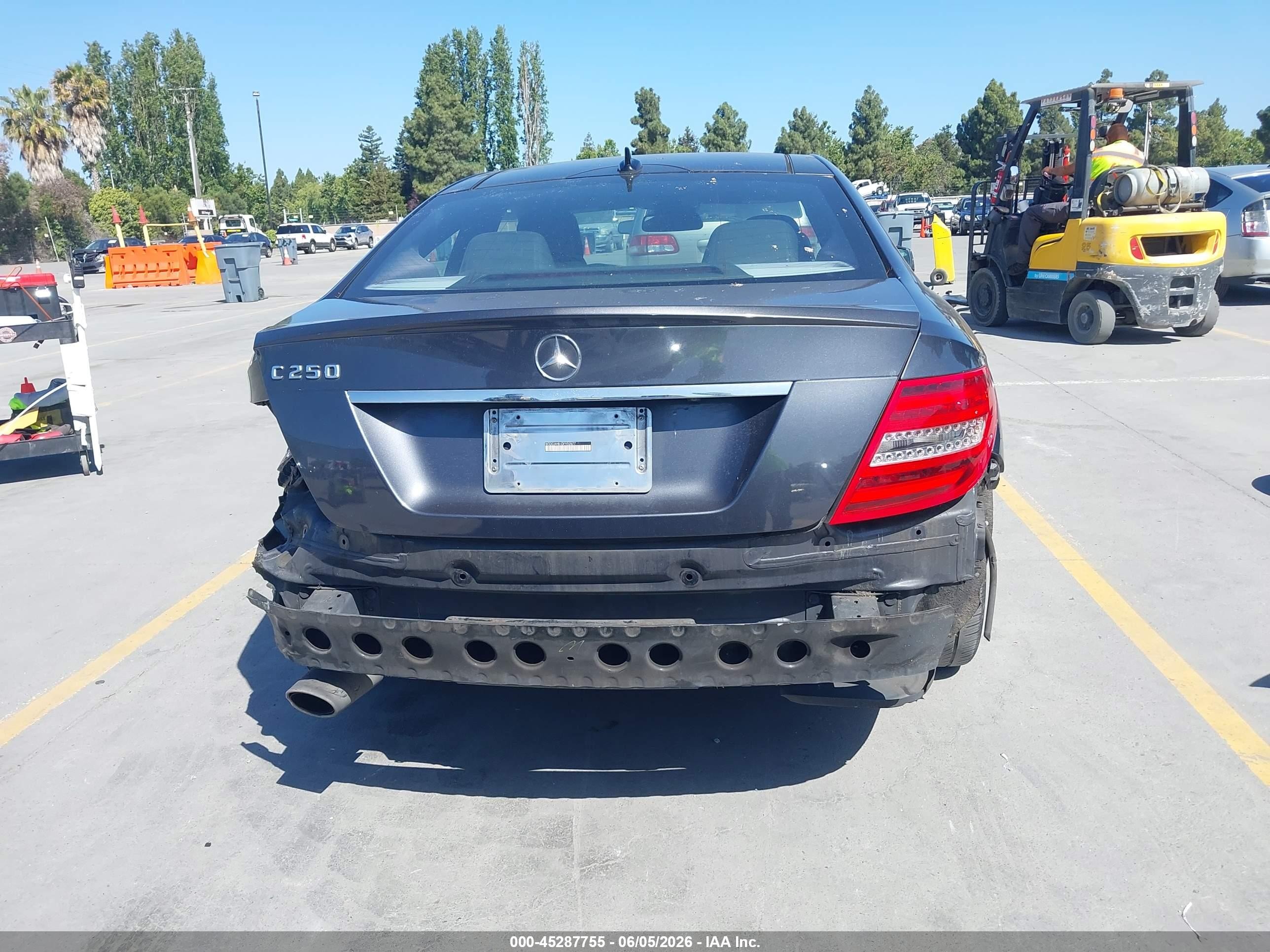 2013 Mercedes-benz C 250   Gray vin: WDDGJ4HB1DF950577