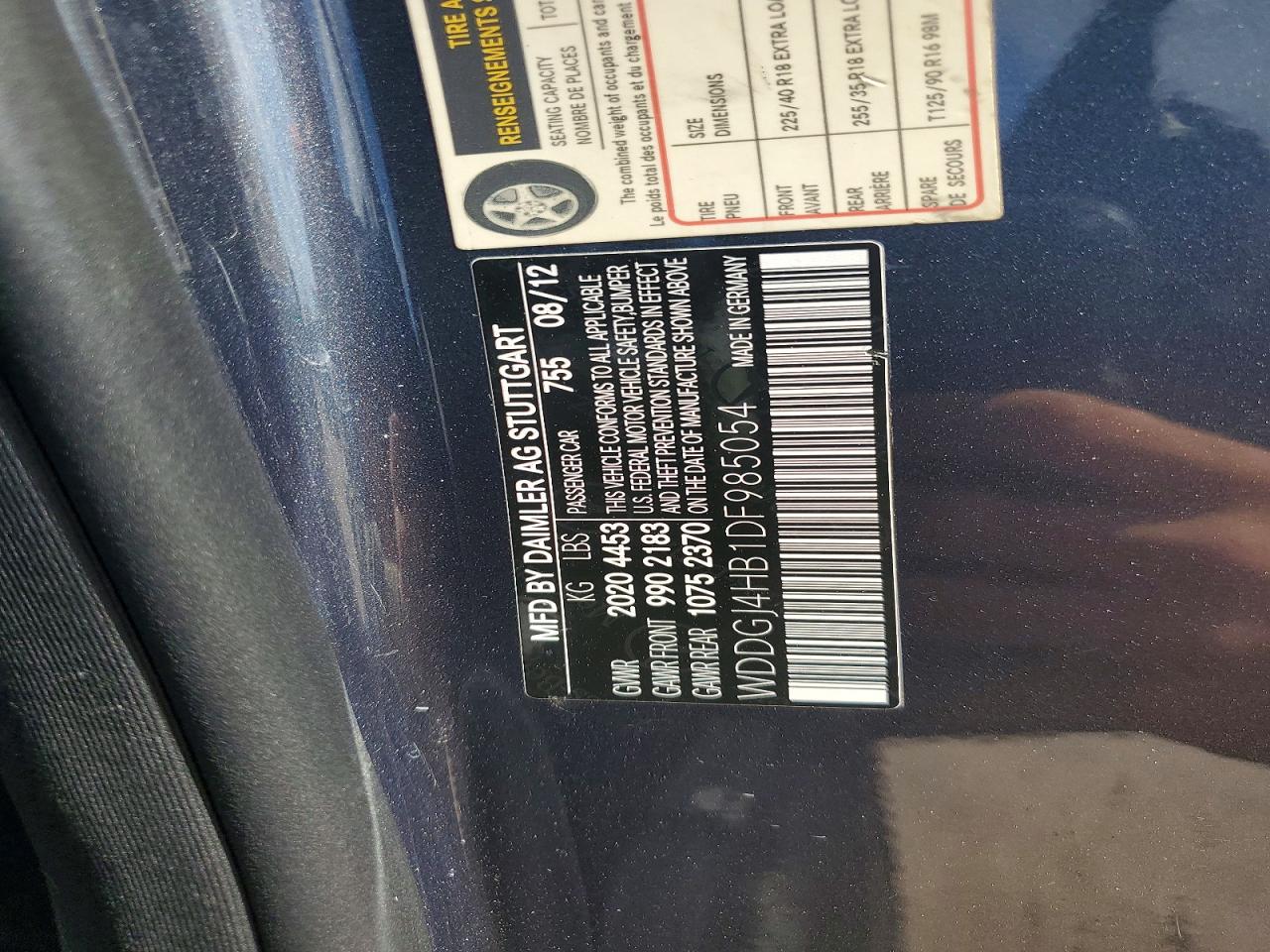 2013 Mercedes-benz C 250 Blue vin: WDDGJ4HB1DF985054
