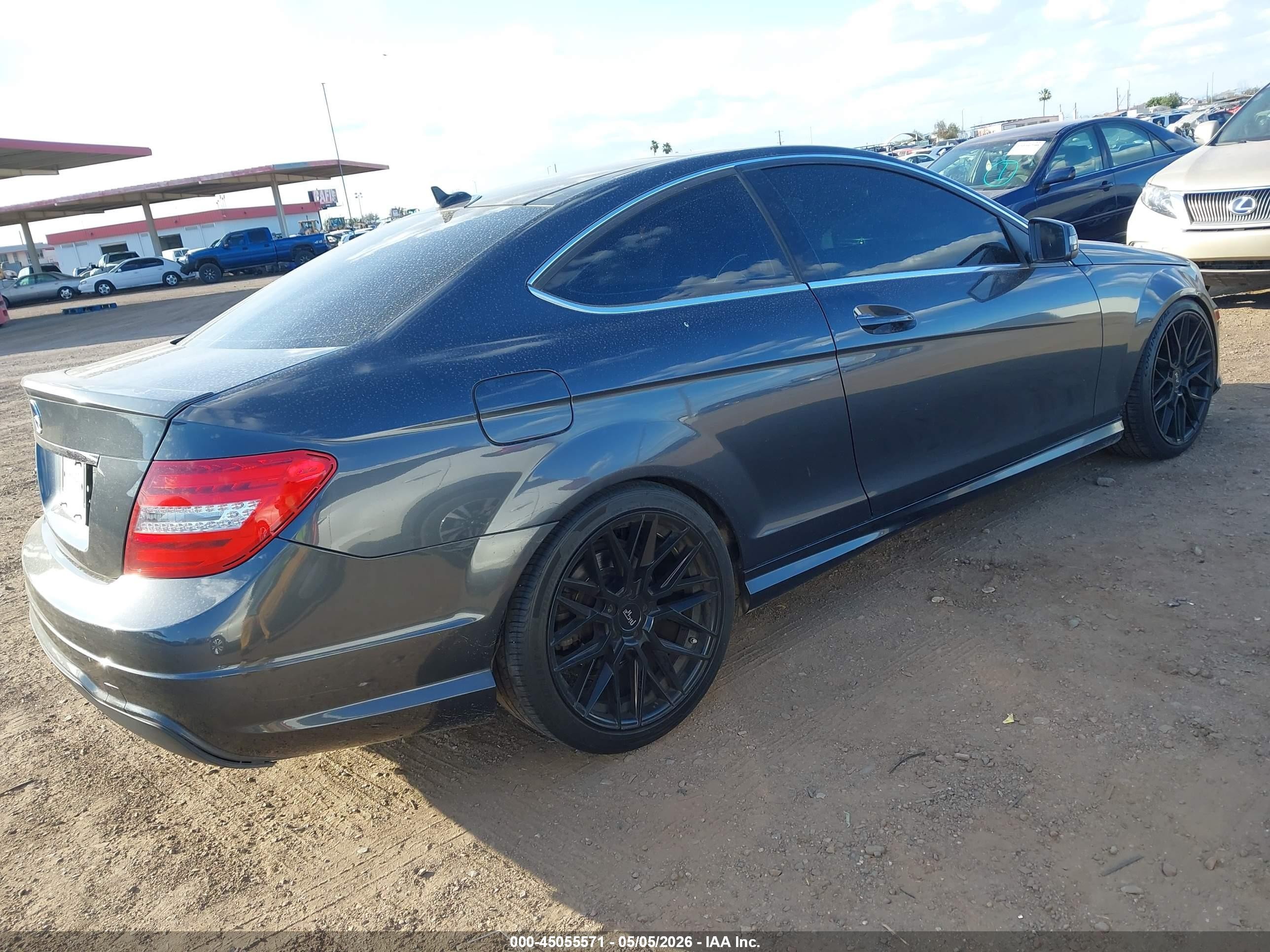 2014 Mercedes-benz C 250   Gray vin: WDDGJ4HB1EG268682