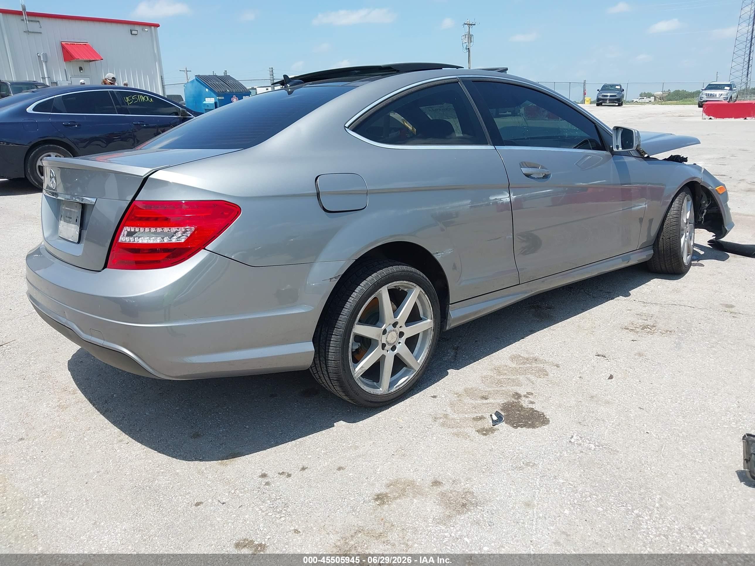 2015 Mercedes-benz C 250   Gray vin: WDDGJ4HB1FG390881